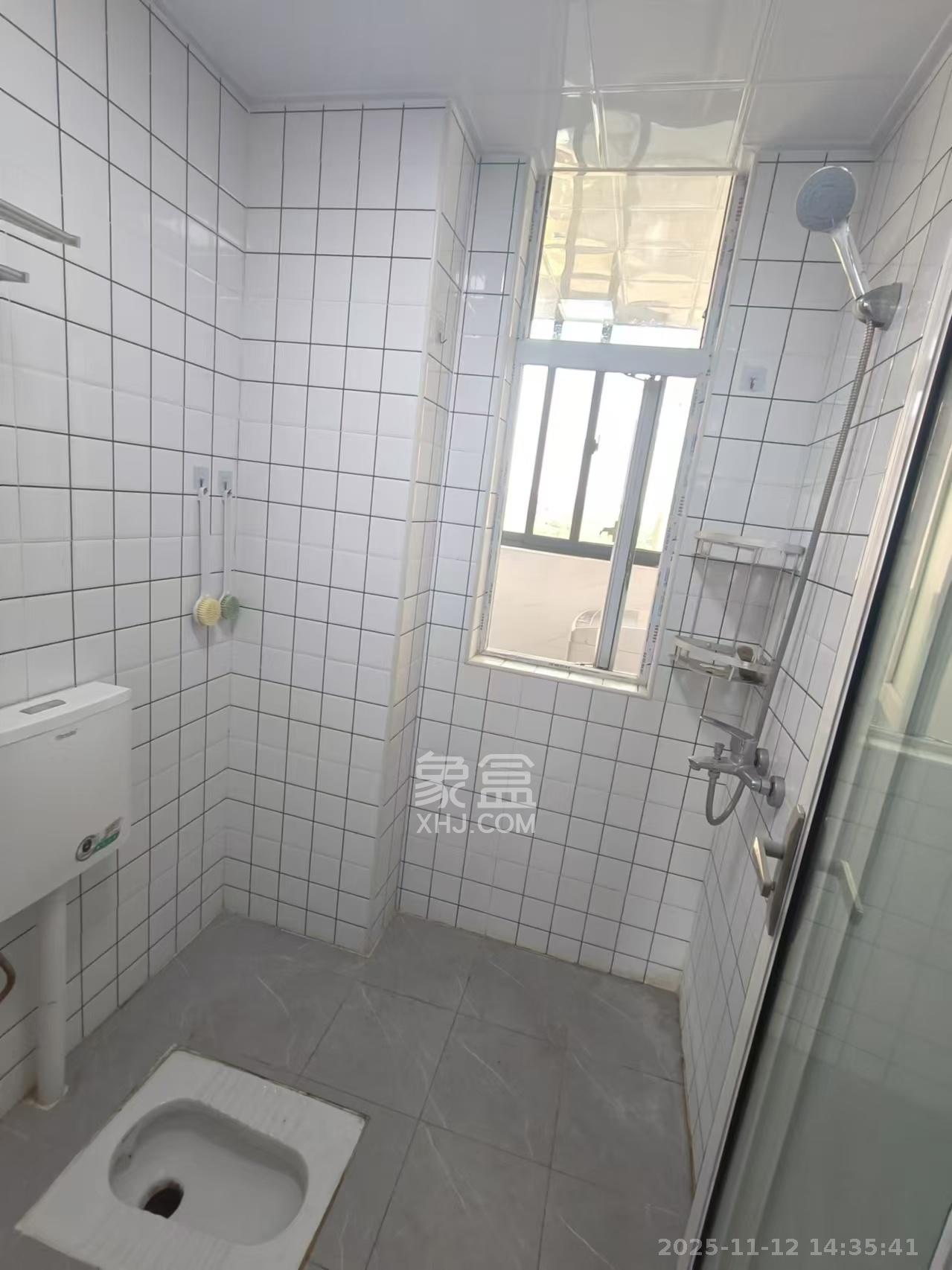 长城宾馆宿舍  3室2厅2卫    5000.0元/月室内图