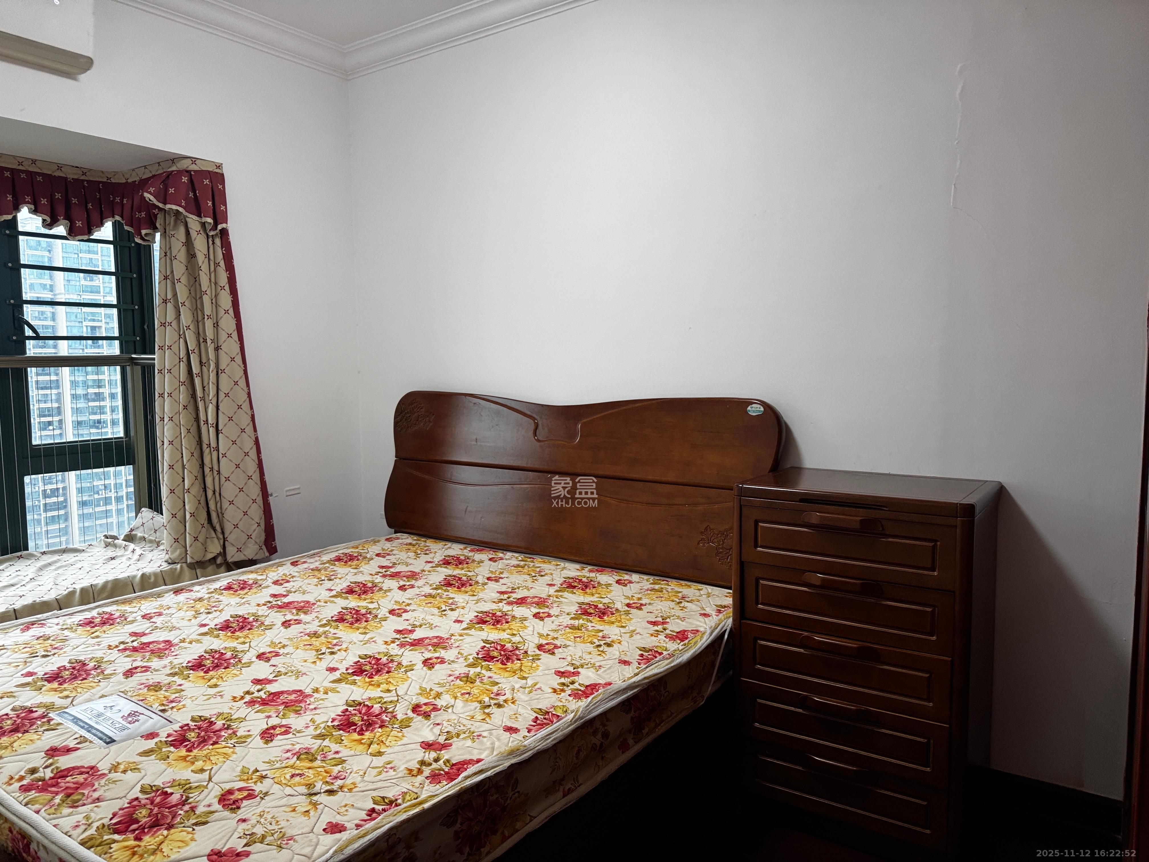 恒大雅苑 1室2厅1卫 2700.0元/月 恒大雅苑 1室2厅1卫 2700.0元/月室内图