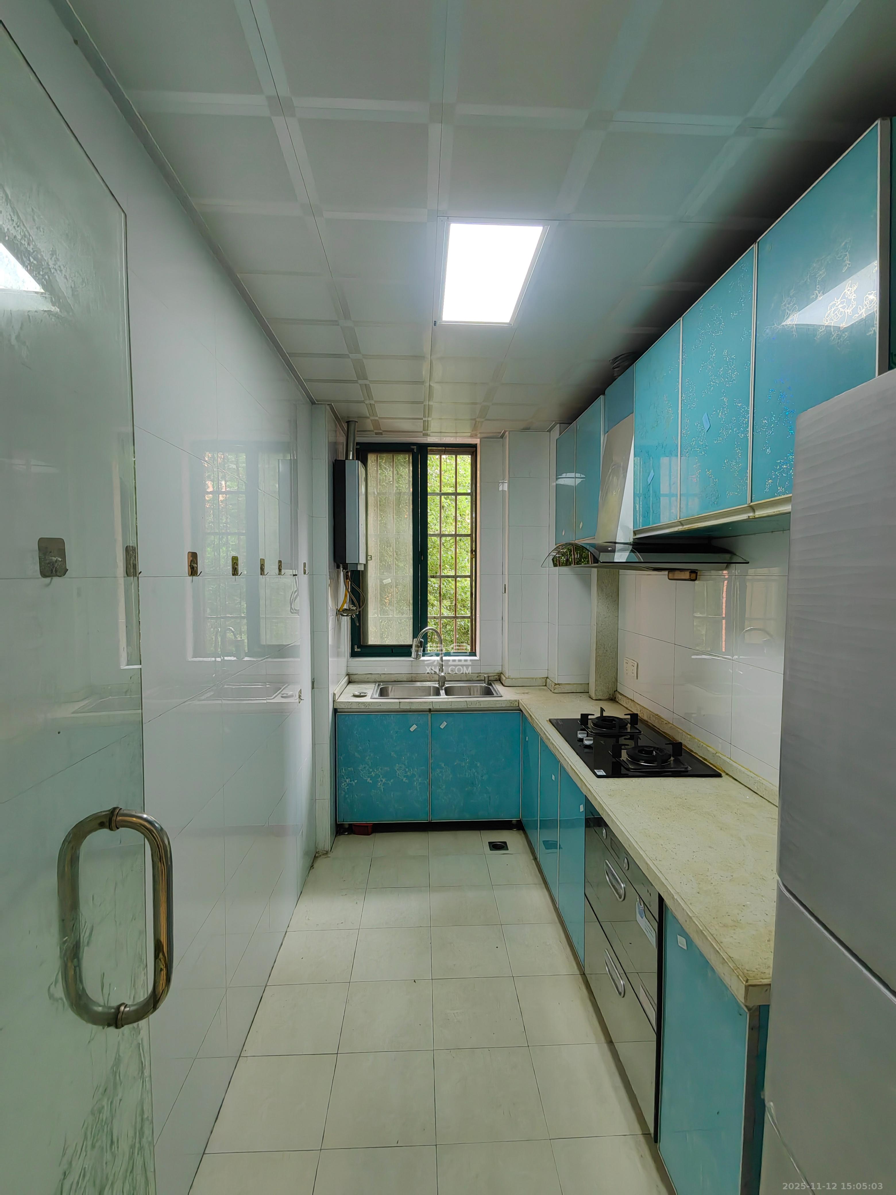 百合湖滨花园  3室2厅1卫    1400.0元/月室内图