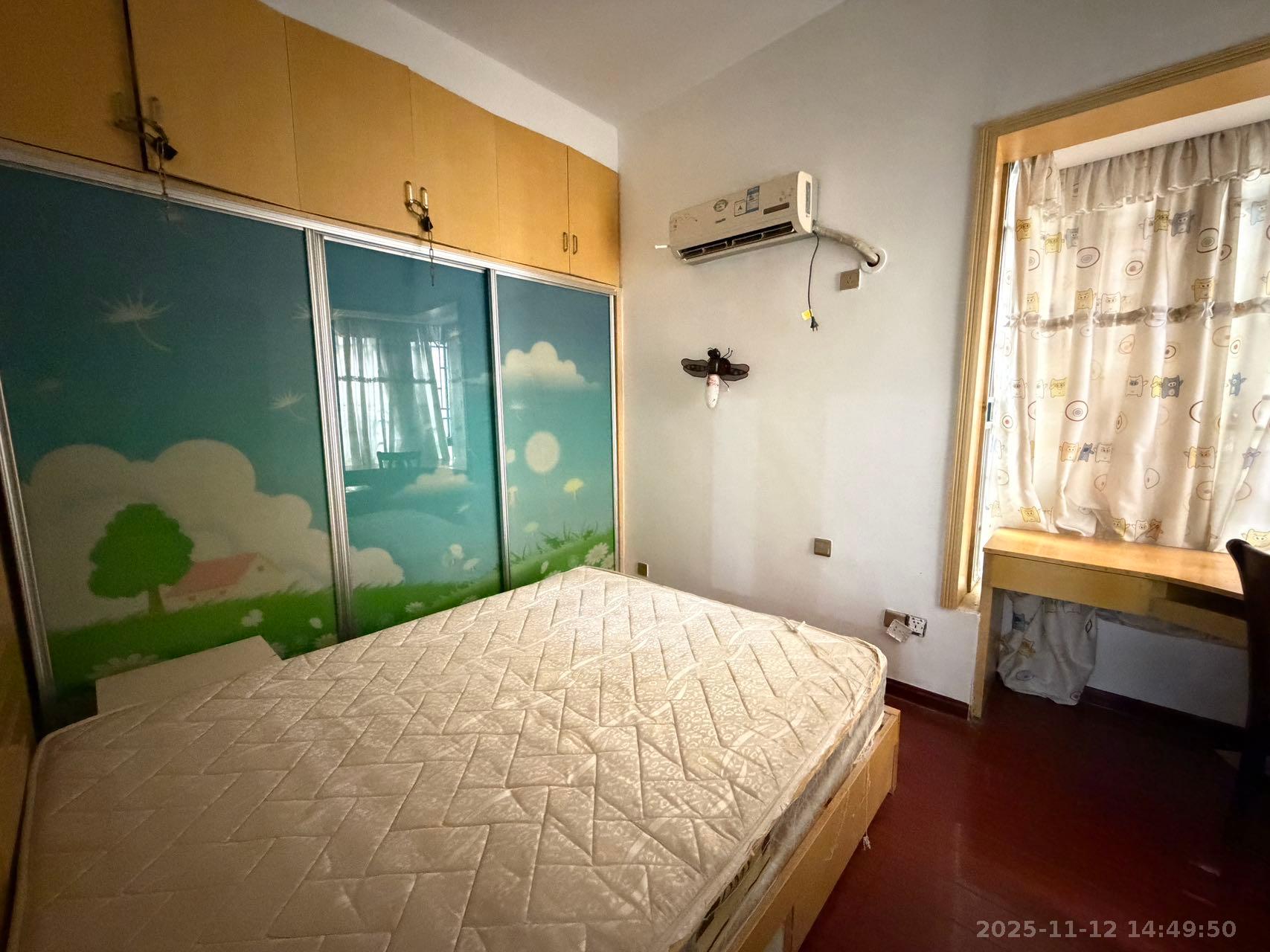 西域名邸 2室2厅1卫 1400.0元/月 西域名邸 2室2厅1卫 1400.0元/月室内图