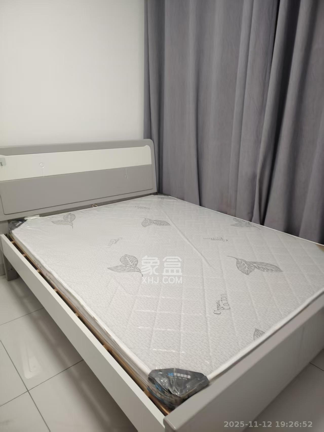 和润园三期 2室2厅1卫 2200.0元/月 和润园三期 2室2厅1卫 2200.0元/月室内图