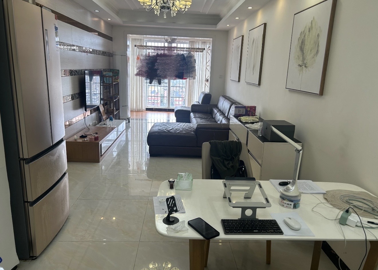 工商学院教工宿舍  2室1厅1卫    2500.0元/月