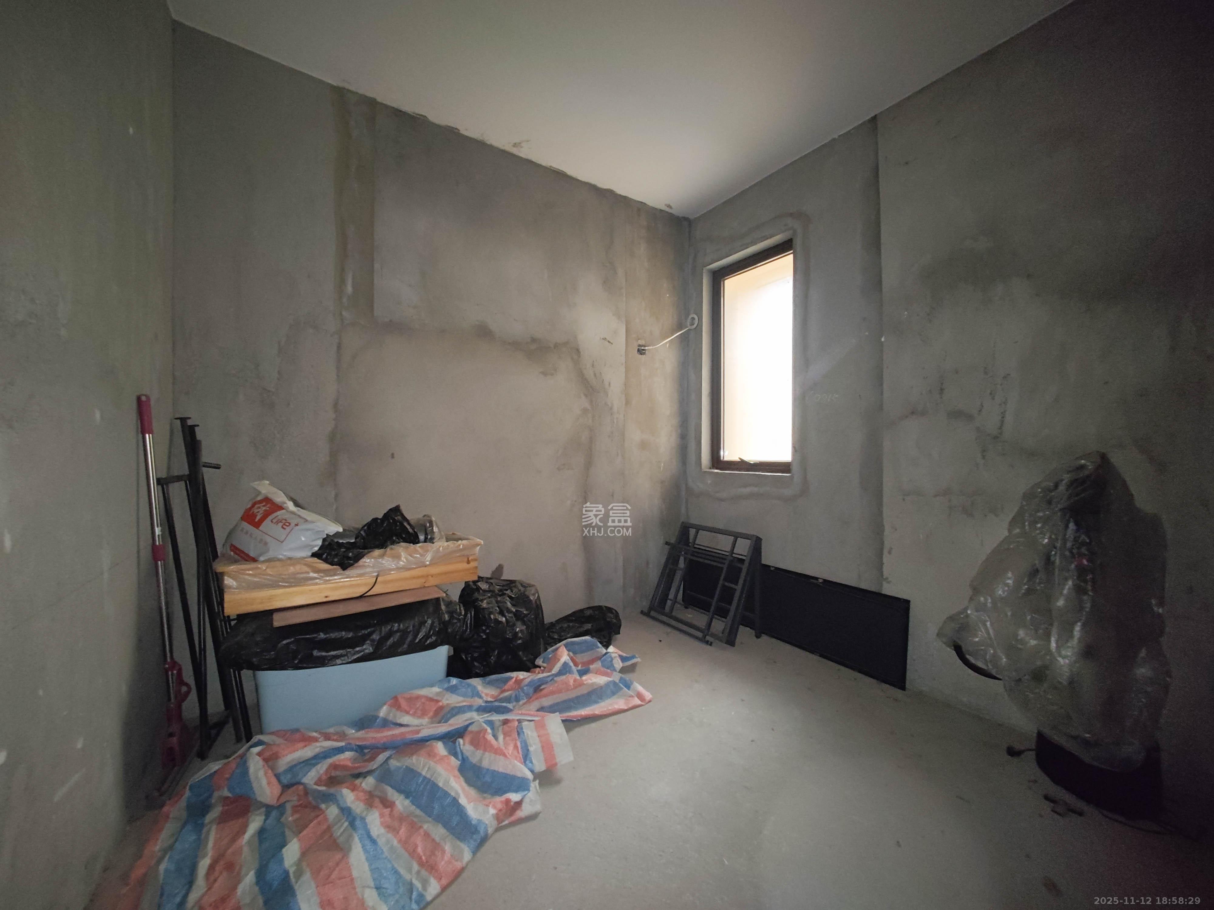 欧莱雅郡 4室2厅2卫 148.0万 欧莱雅郡 4室2厅2卫 148.0万卧室