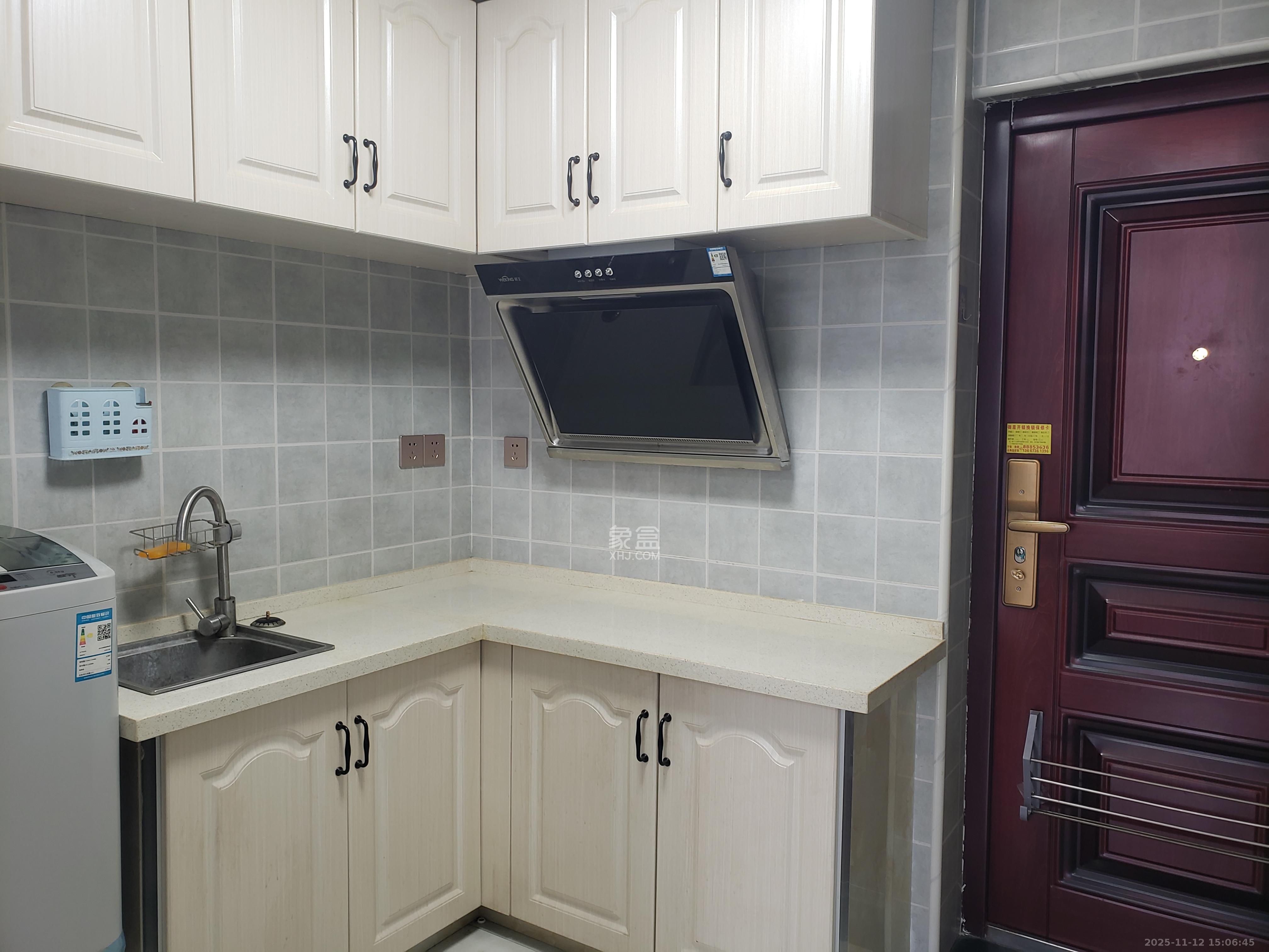 叠彩兰亭 1室2厅1卫 1650.0元/月 叠彩兰亭 1室2厅1卫 1650.0元/月室内图