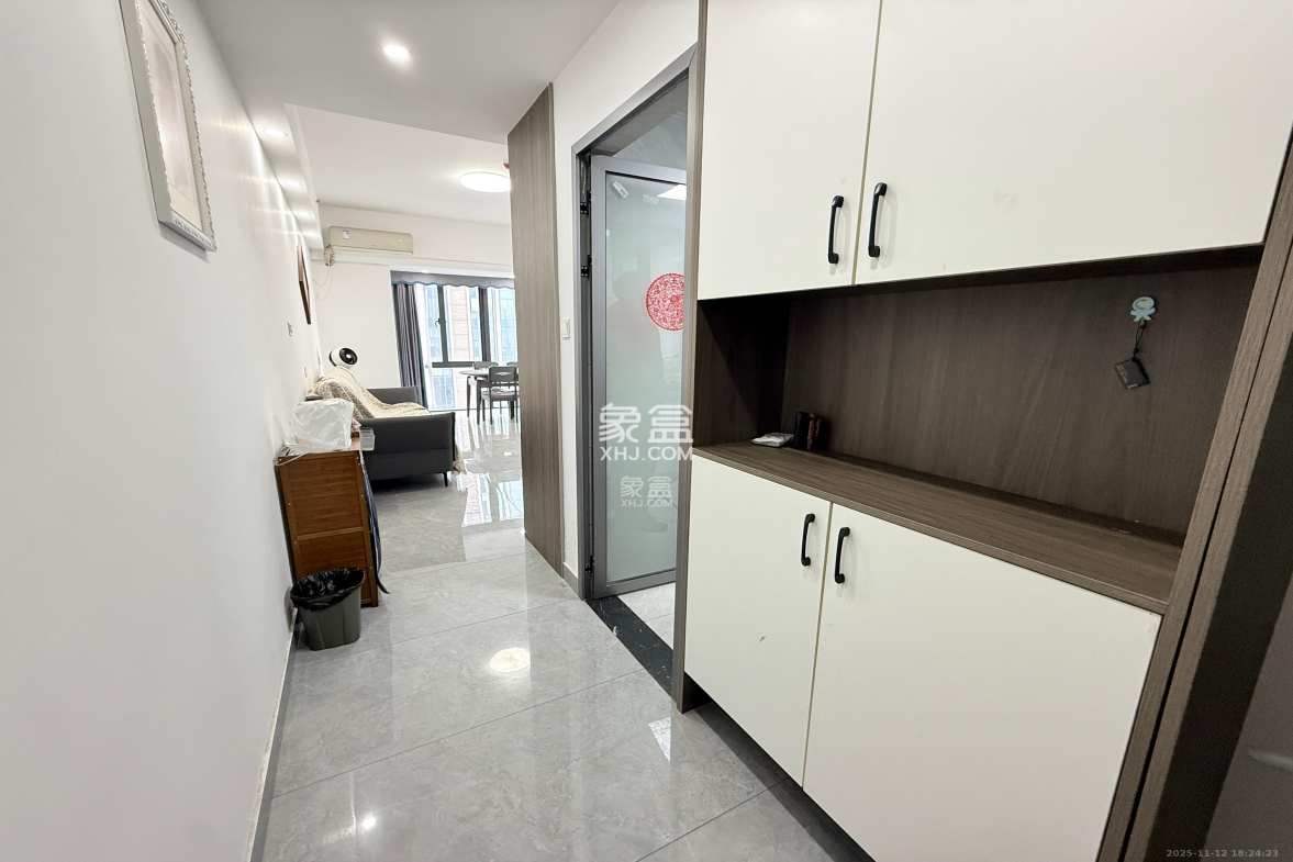 万润时光里 2室1厅1卫 2800.0元/月 万润时光里 2室1厅1卫 2800.0元/月室内图