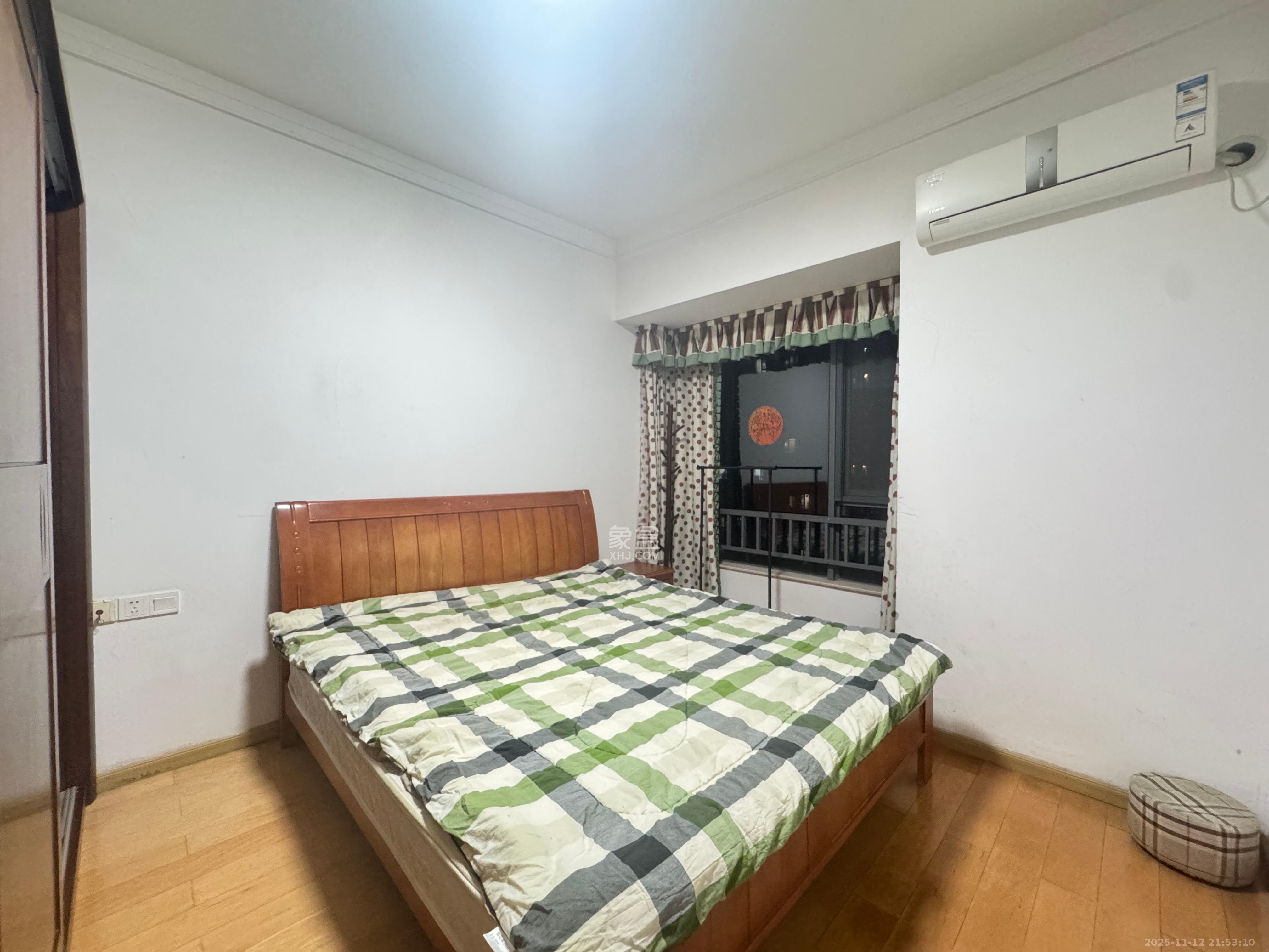 珠江花城四期花盛 2室1厅1卫 2200.0元/月 珠江花城四期花盛 2室1厅1卫 2200.0元/月室内图