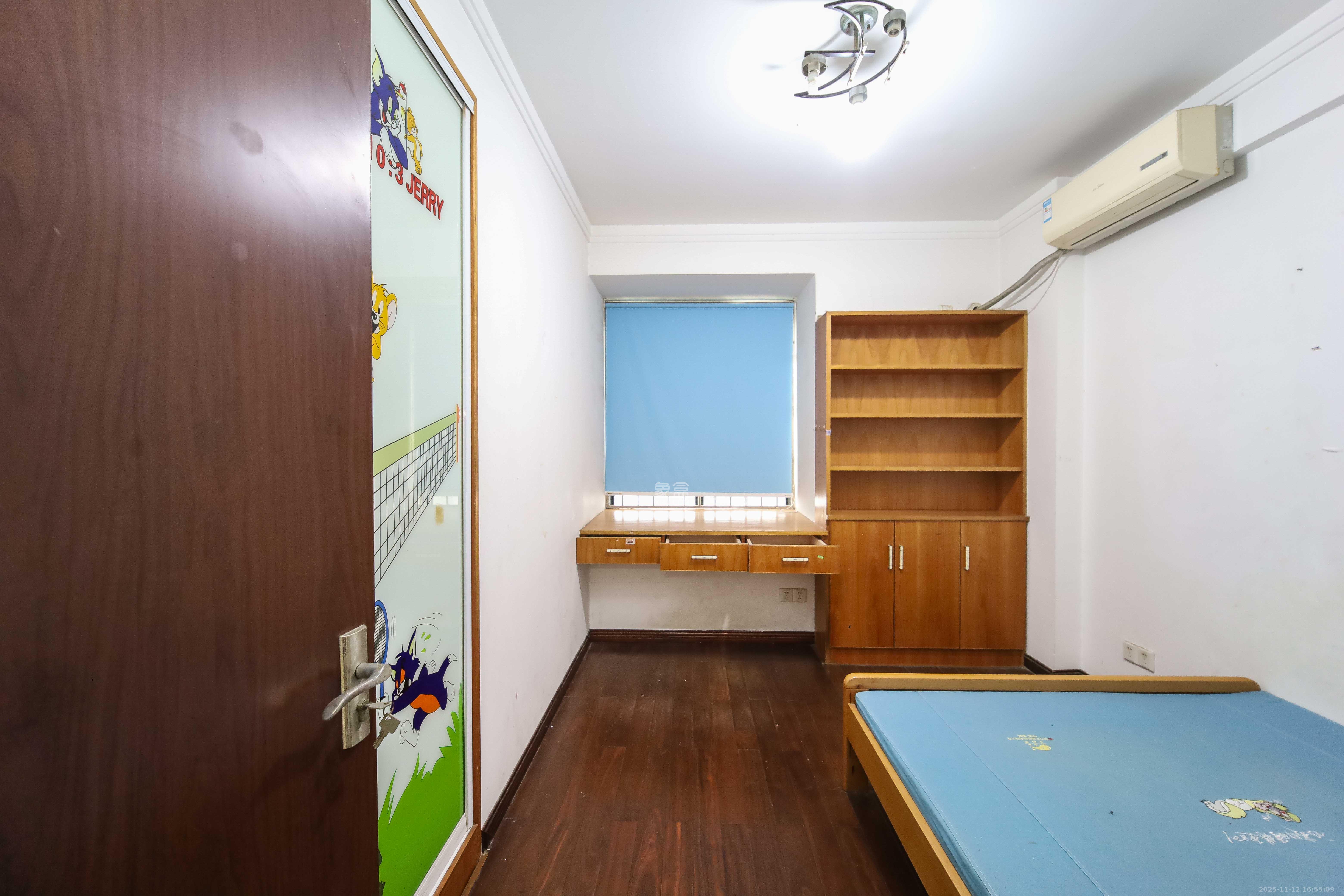 浏阳河畔家园 3室2厅2卫 90.0万 浏阳河畔家园 3室2厅2卫 90.0万卧室