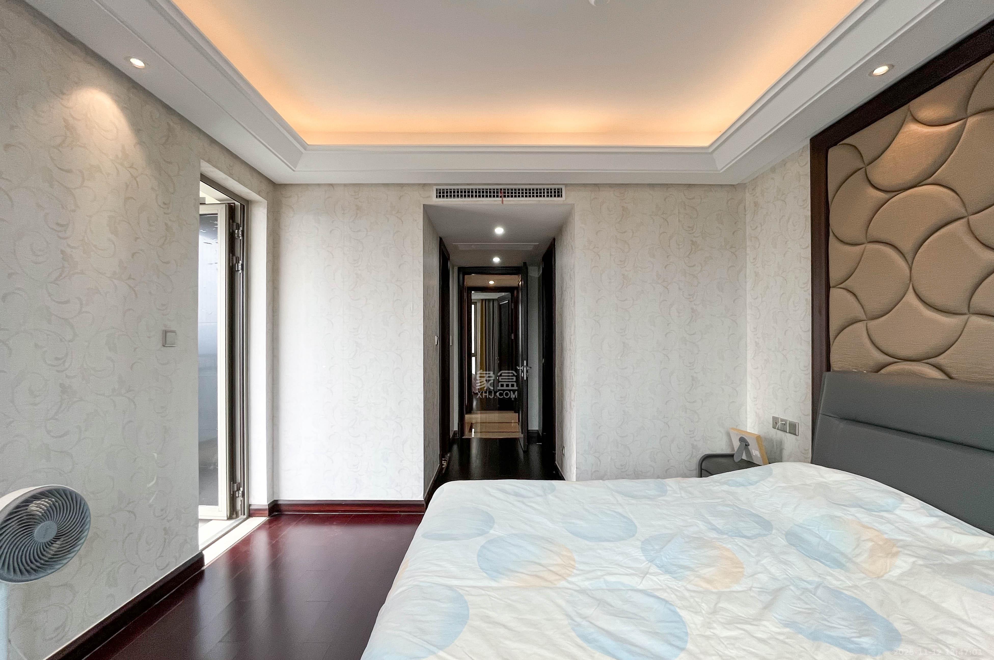 梅溪湖金茂府（金茂广场）（金茂览秀城）  1室2厅3卫    372.0万其他