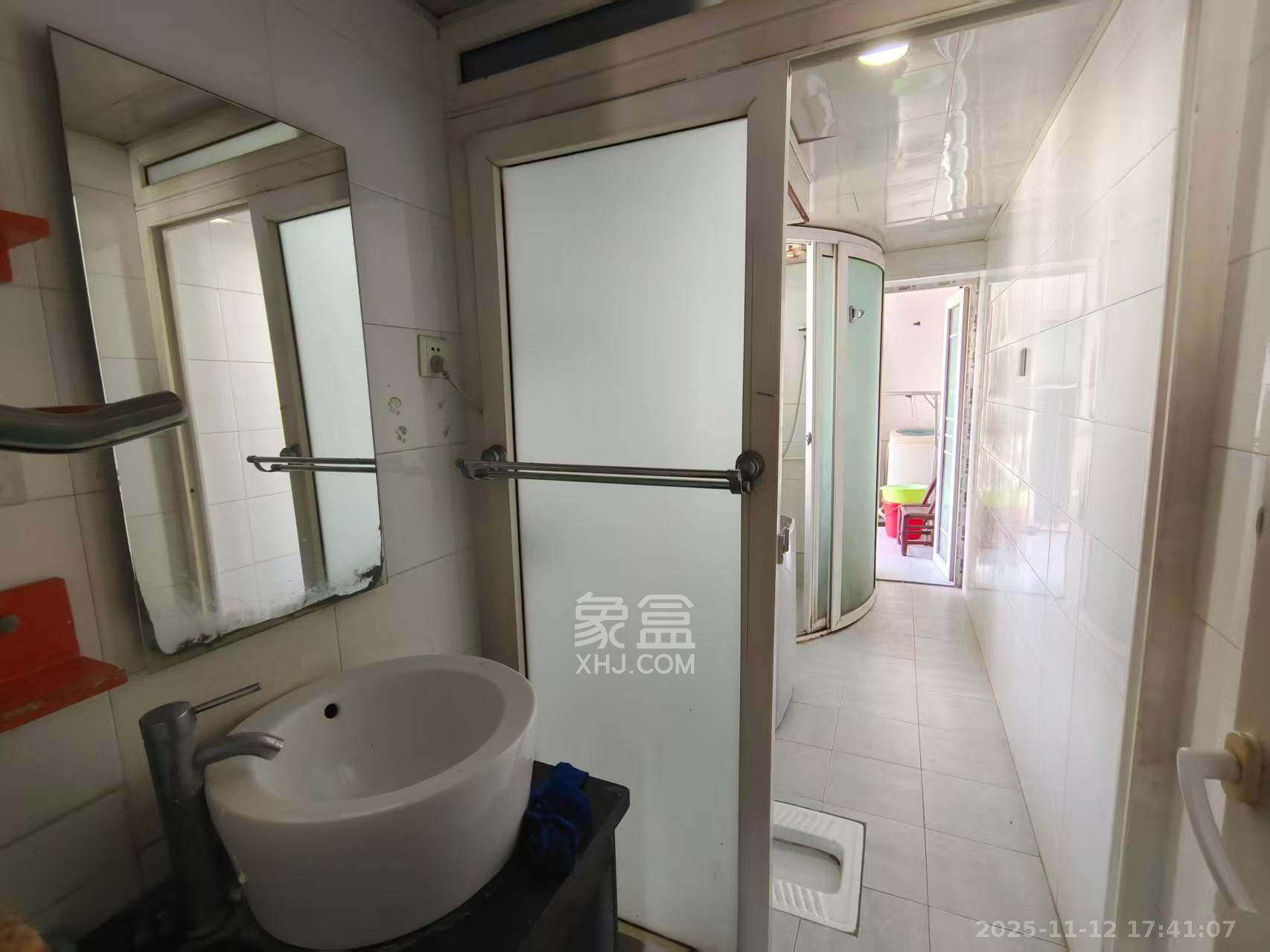 湘许嘉园  3室2厅1卫    2400.0元/月室内图