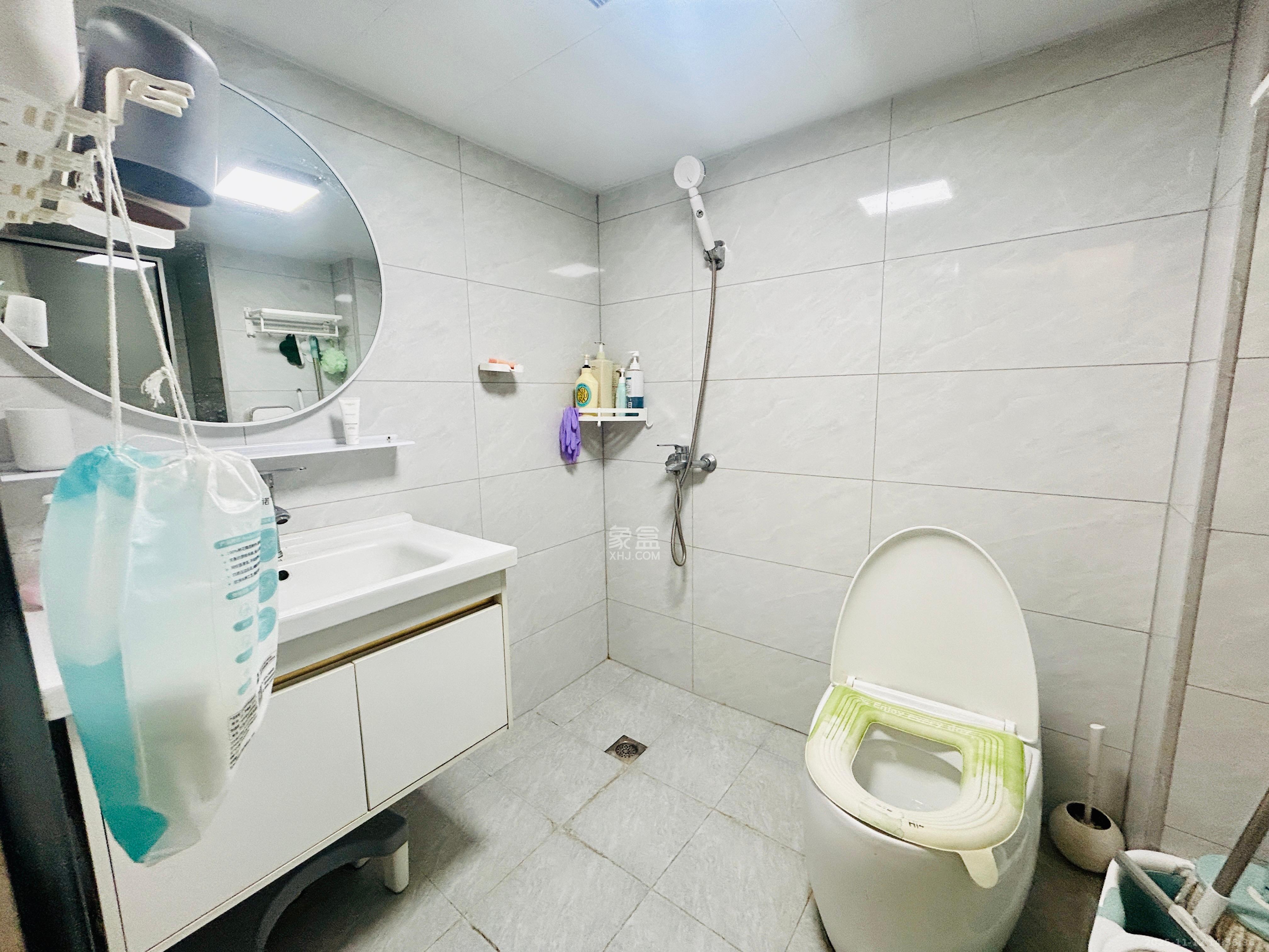 华润琨瑜府  2室2厅1卫    2500.0元/月室内图