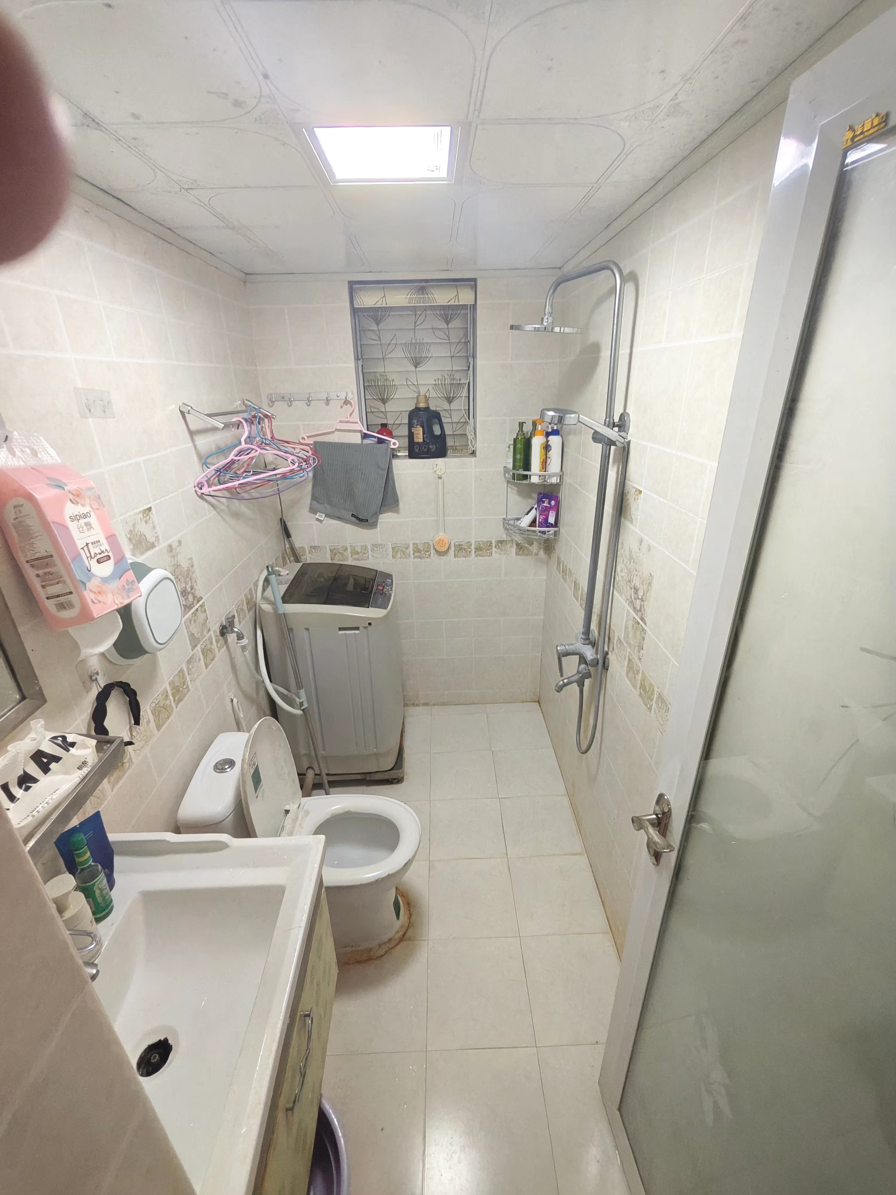 兆南公寓  1室0厅0卫    46.8万卫生间