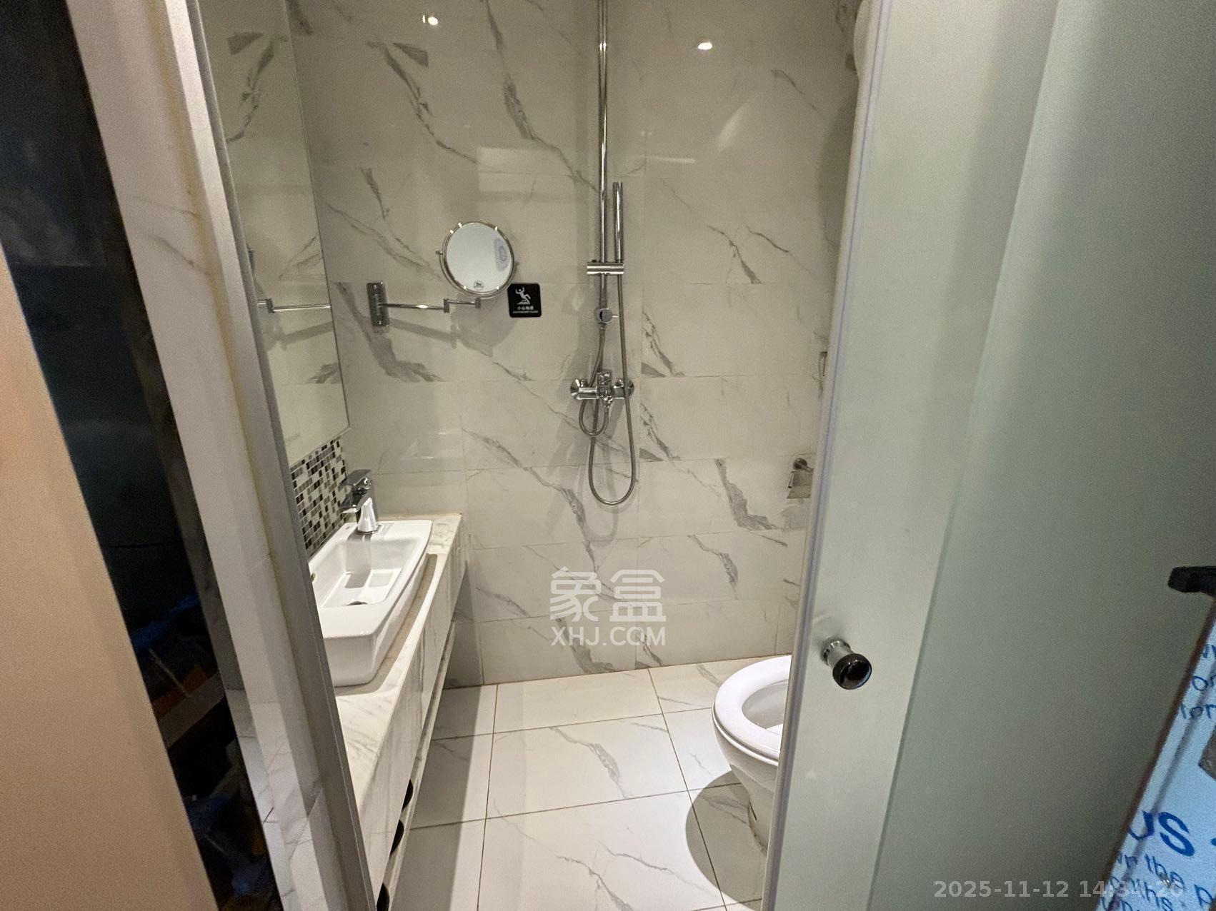 恒大誉府(融誉商业中心) 1室1厅1卫 1800.0元/月 恒大誉府(融誉商业中心) 1室1厅1卫 1800.0元/月室内图