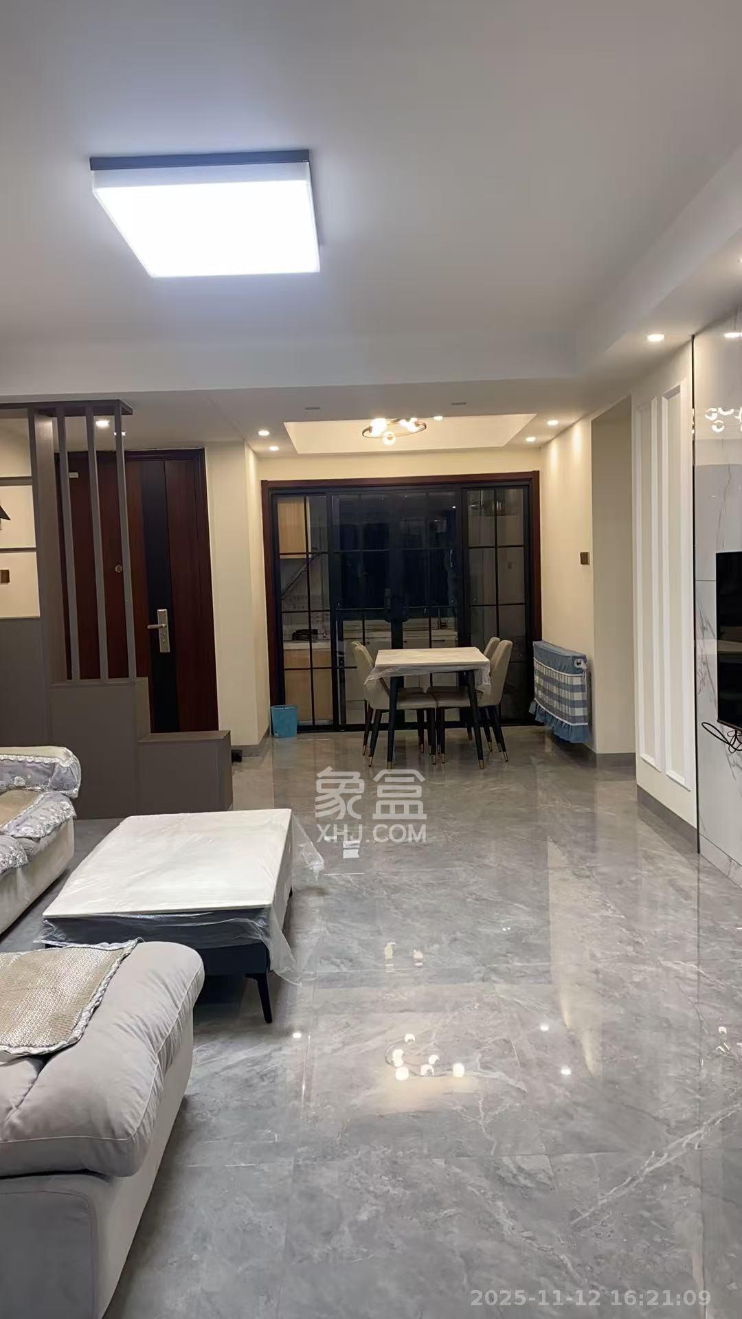 湘熙水郡（观澜海赋家园）  4室2厅2卫    4500.0元/月