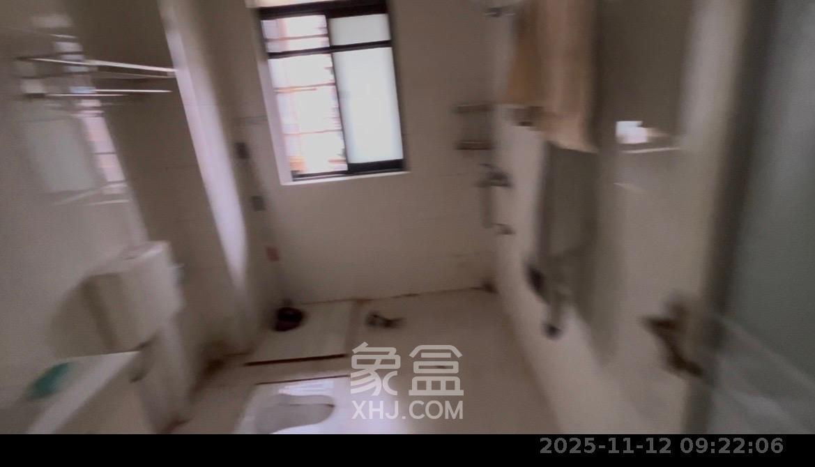 天元涉外景园B区 3室2厅2卫 2600.0元/月 天元涉外景园B区 3室2厅2卫 2600.0元/月室内图