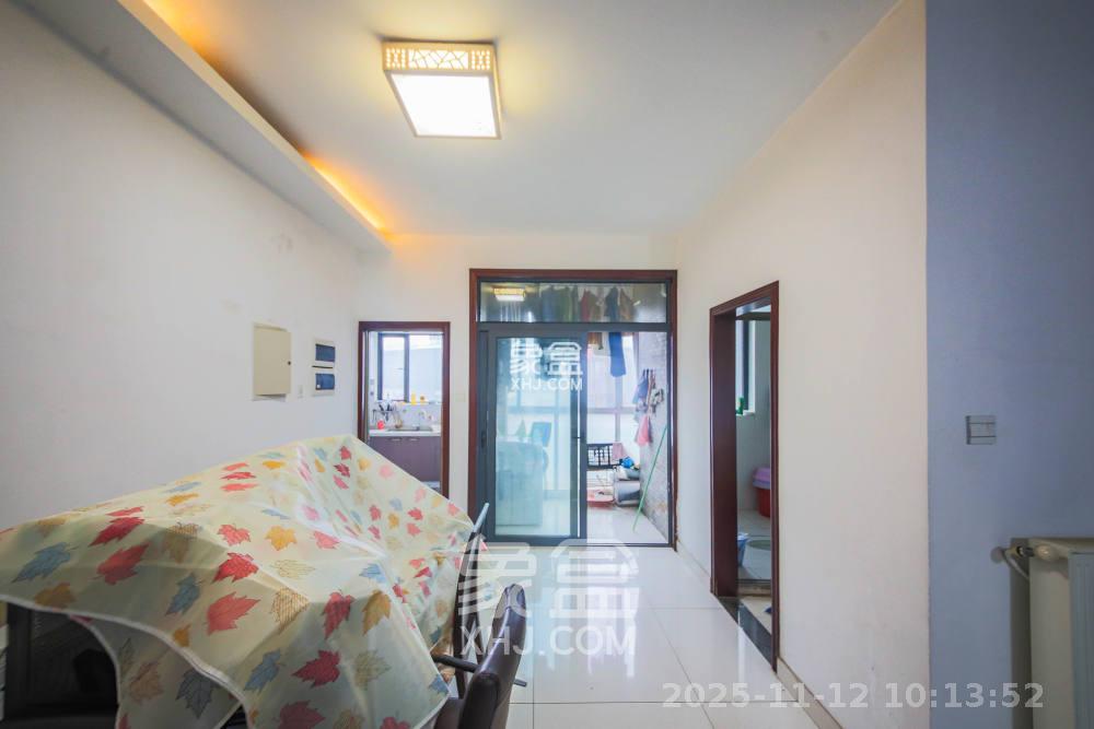 梦网景园  4室2厅2卫    3800.0元/月室内图