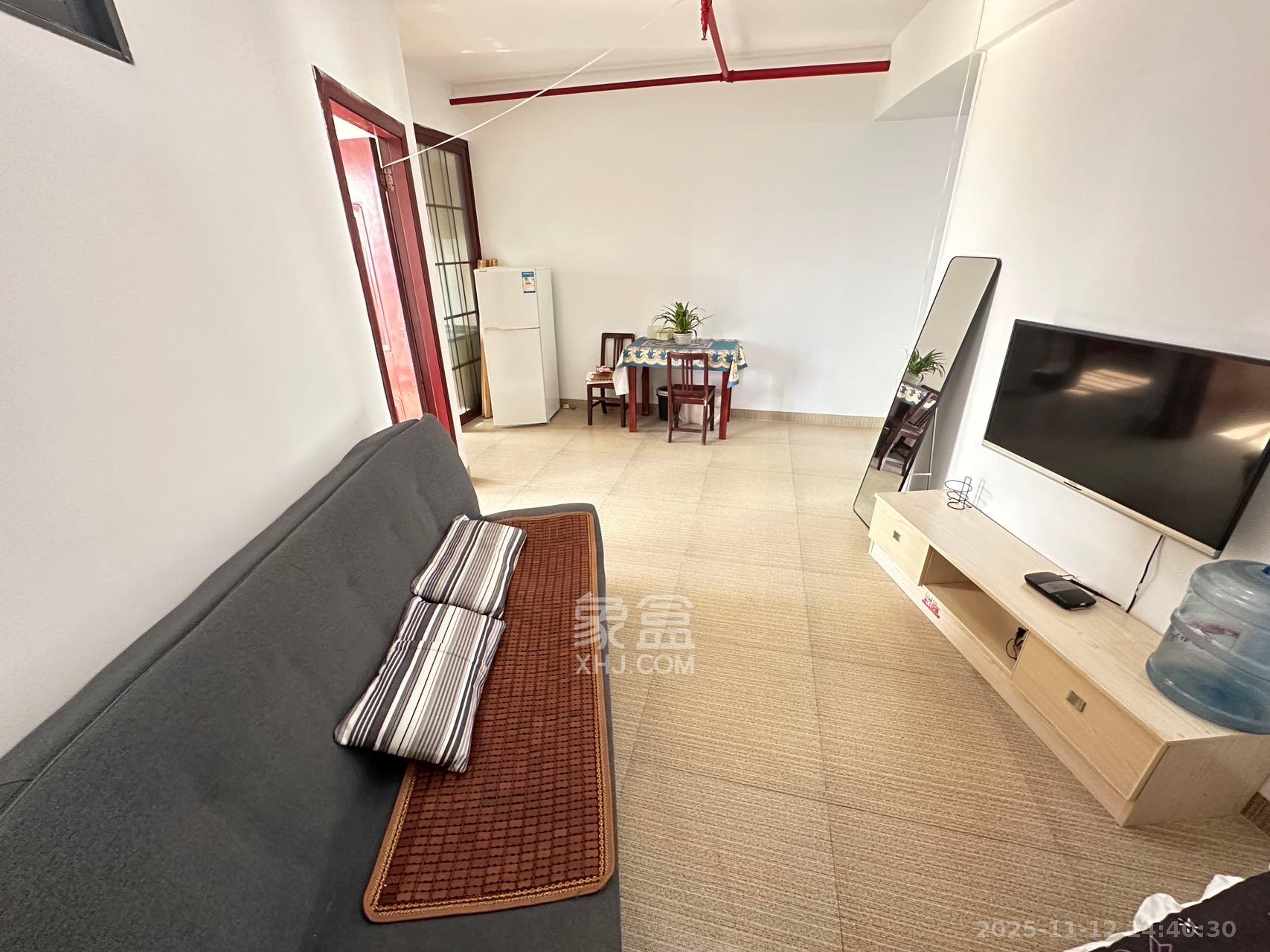 湖韵佳苑  1室1厅1卫    1600.0元/月