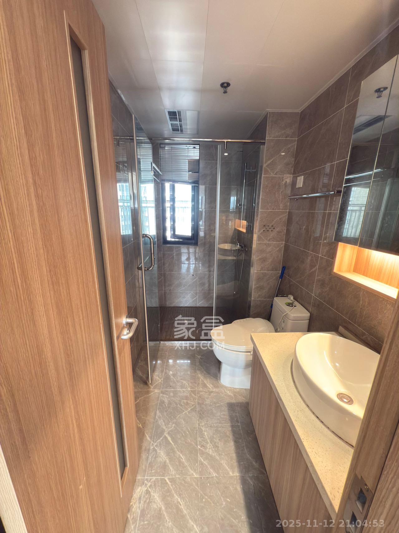 南山梅溪一方  1室0厅0卫    2900.0元/月室内图