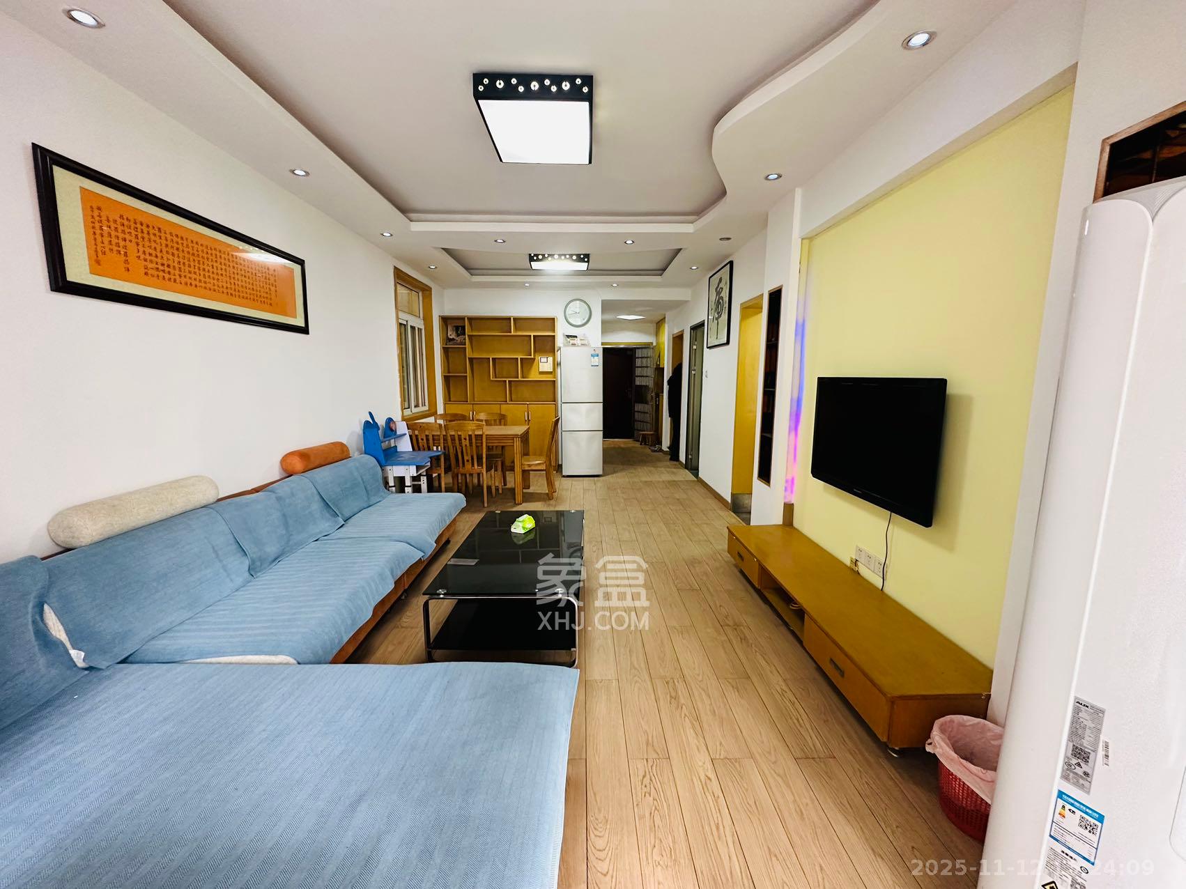 汇都公寓 3室2厅1卫 2300.0元/月 汇都公寓 3室2厅1卫 2300.0元/月室内图