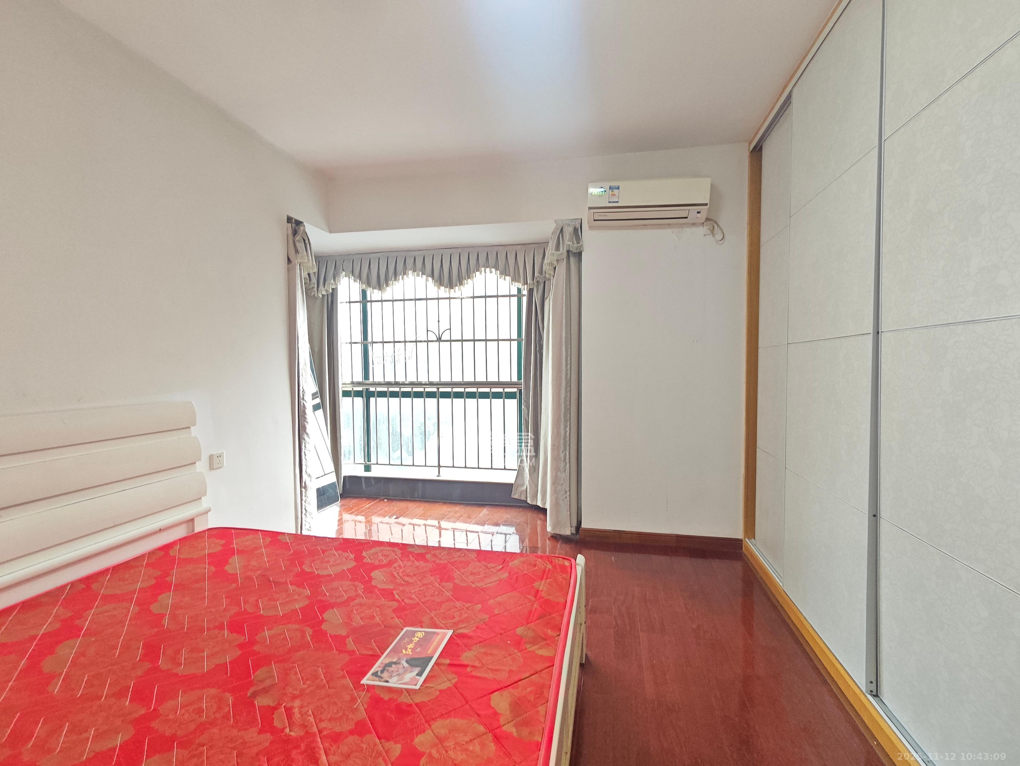 华天LOHO小镇  3室2厅1卫    1700.0元/月室内图