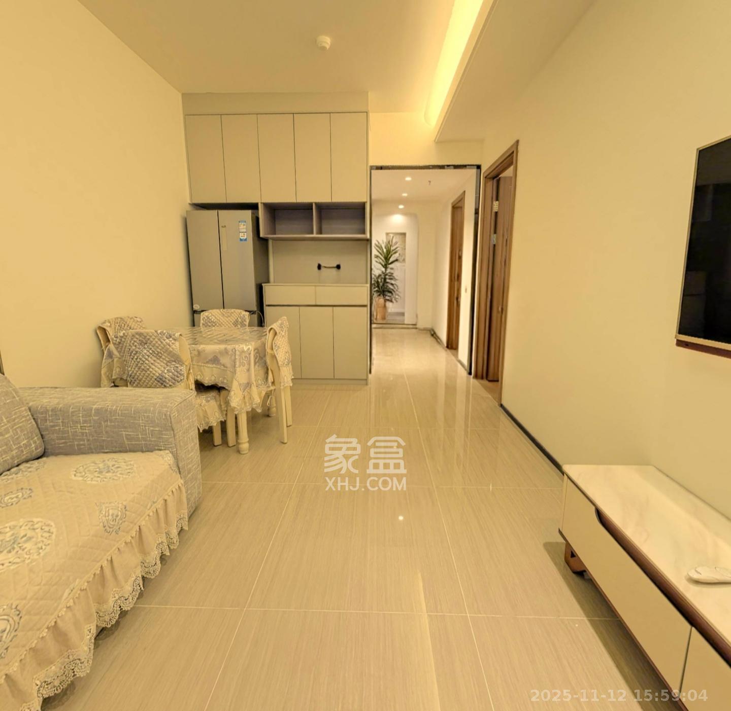 恒大国际广场  2室2厅1卫    2200.0元/月室内图