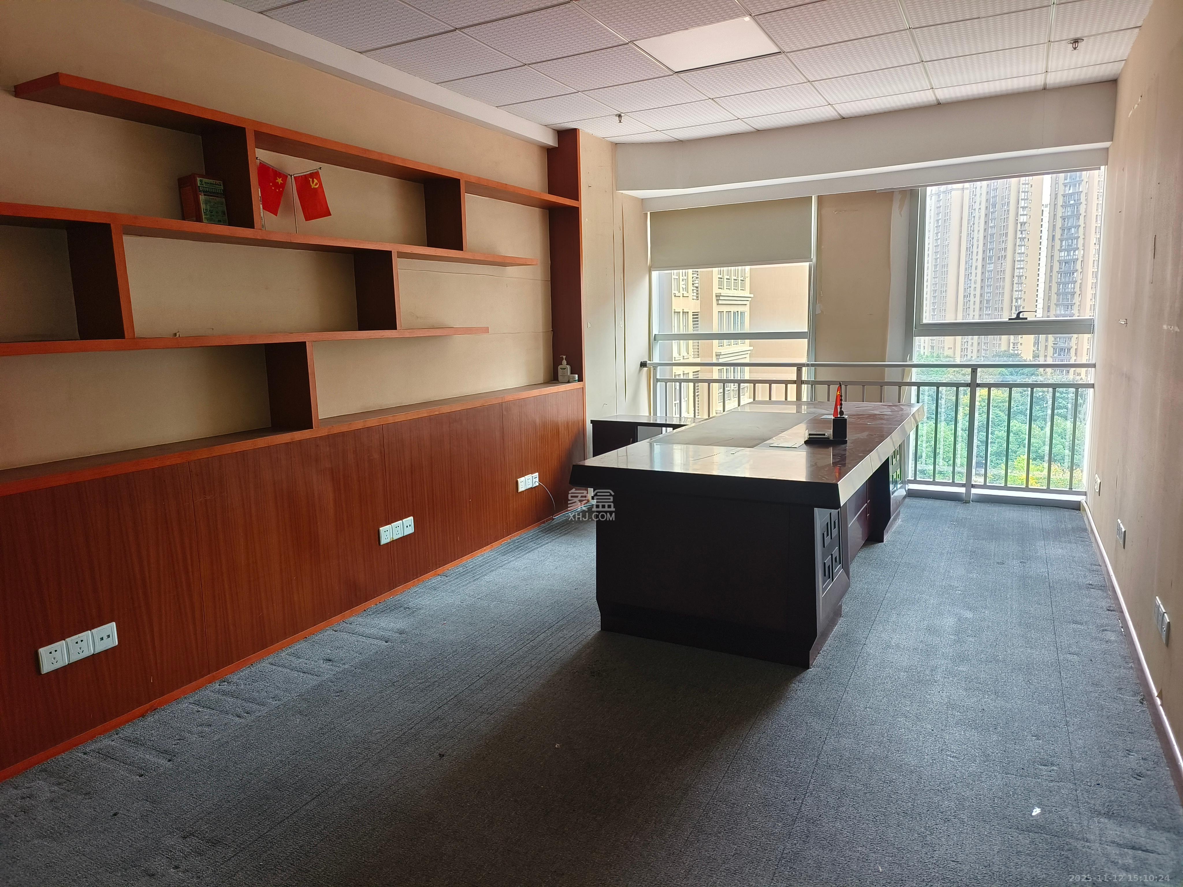 商会大厦   1274.0㎡      57300.0元/月室内图