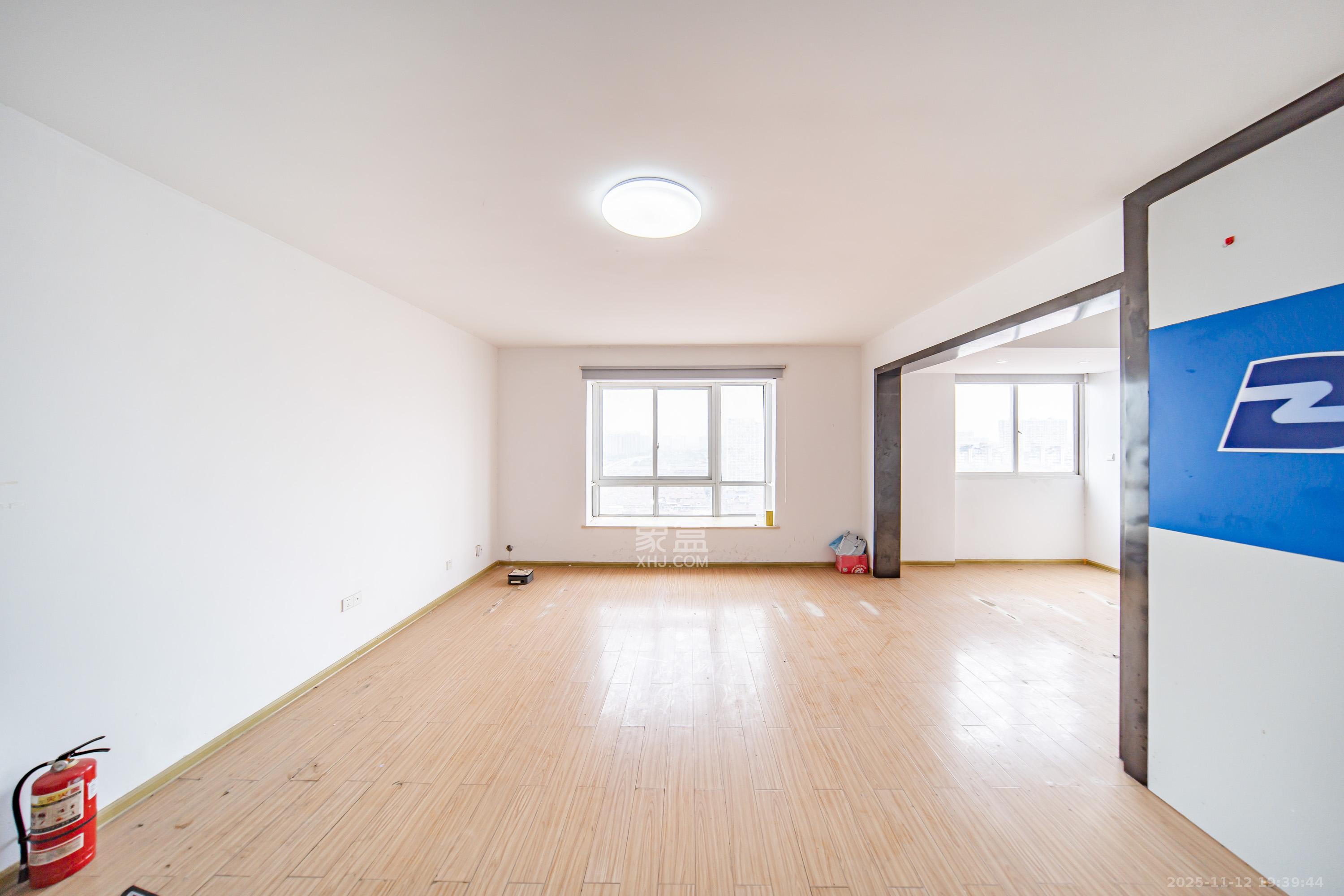 永通商邸  4室2厅1卫    105.0万