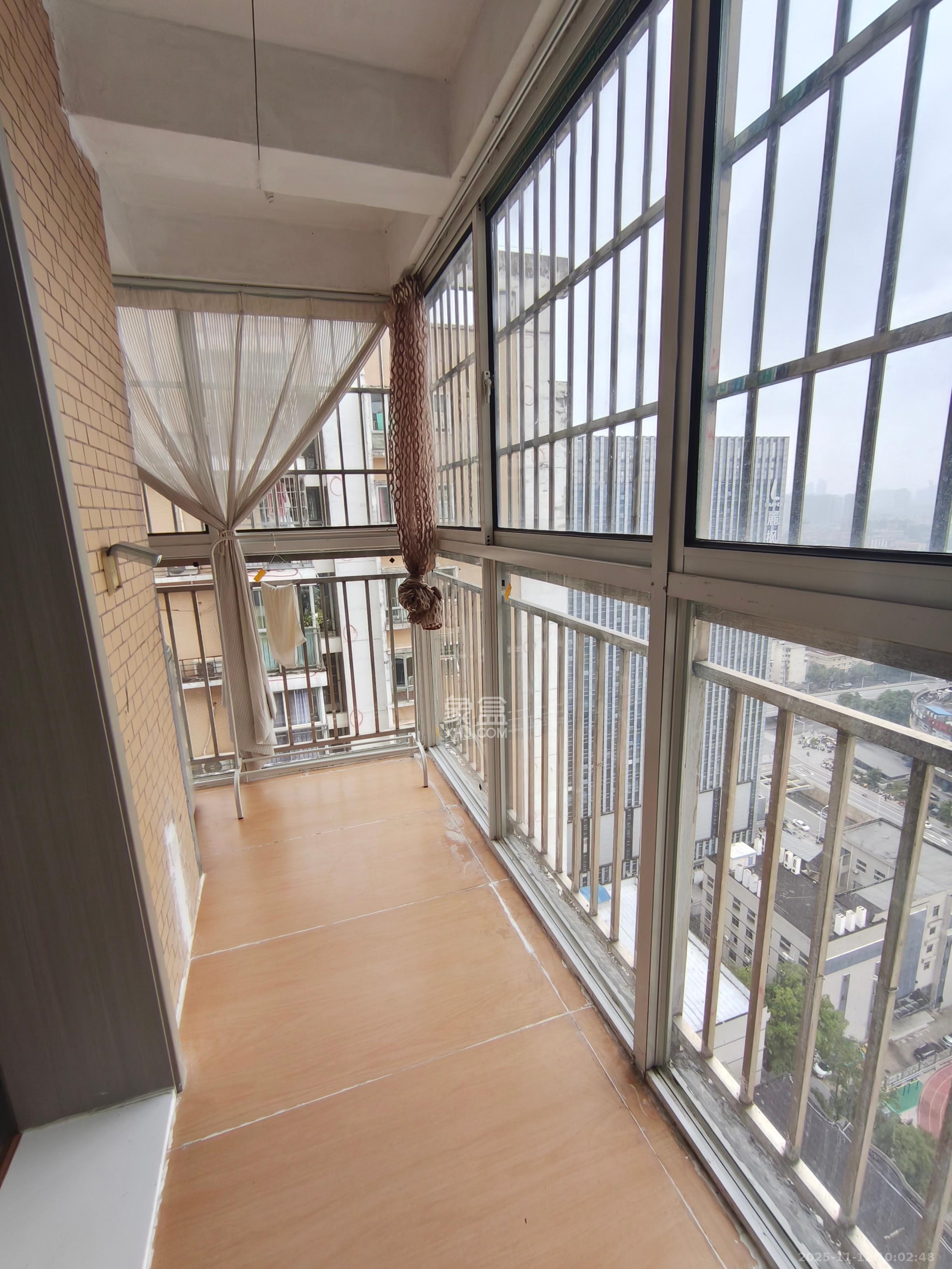 凯通国际城（凯通朝庭）  1室1厅1卫    1800.0元/月室内图