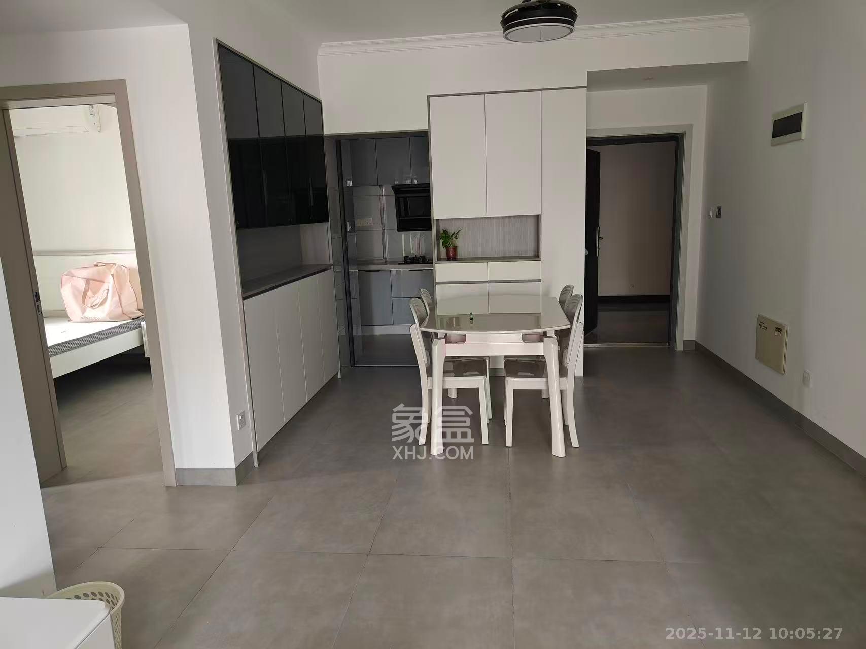 学士翰林苑 2室1厅1卫 1600.0元/月 学士翰林苑 2室1厅1卫 1600.0元/月室内图