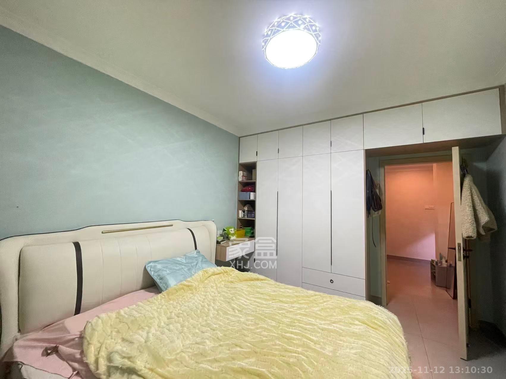 星月绿洲 4室2厅2卫 2200.0元/月 星月绿洲 4室2厅2卫 2200.0元/月室内图