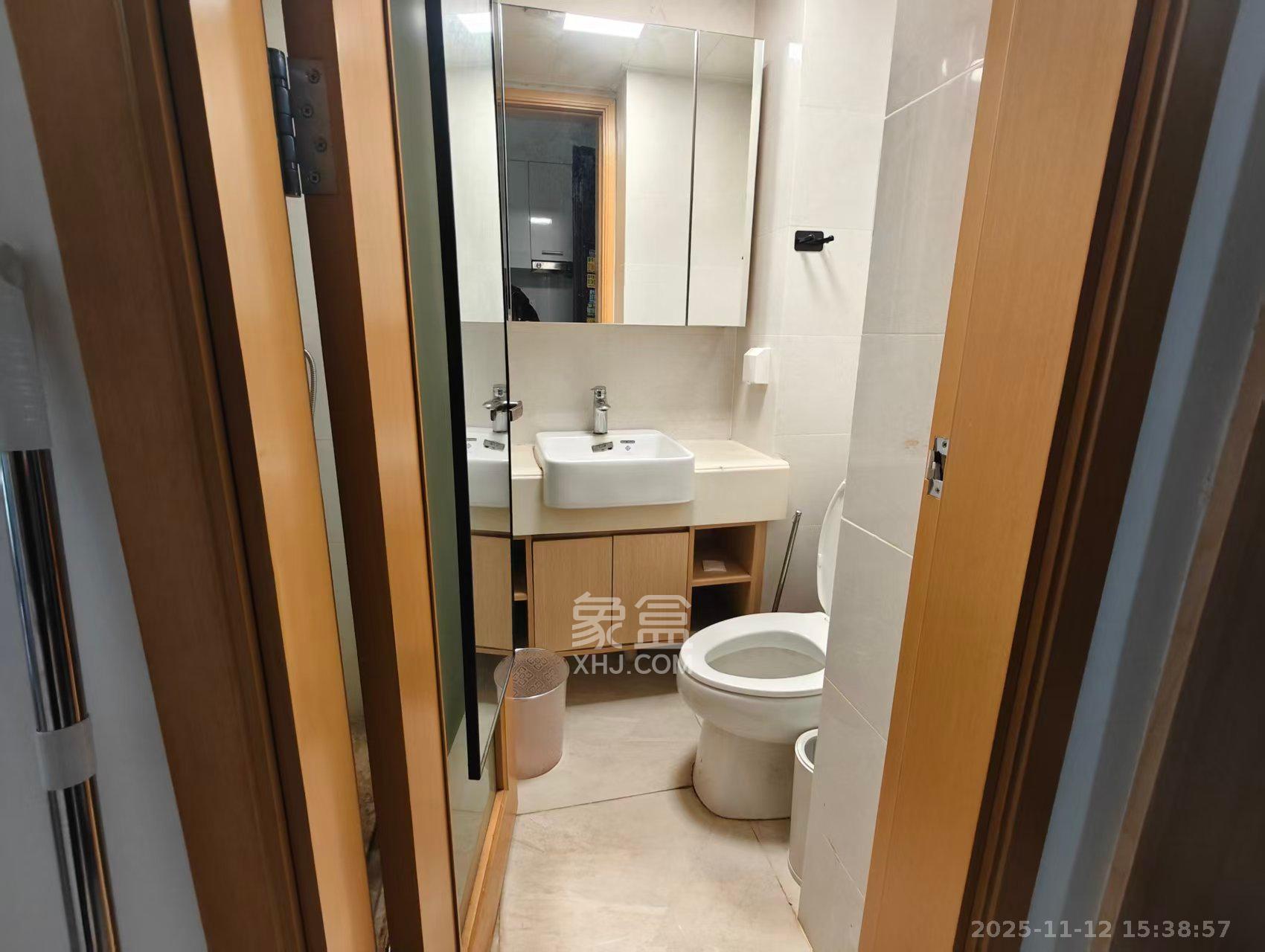 中海国际二期 1室1厅1卫 1100.0元/月 中海国际二期 1室1厅1卫 1100.0元/月室内图