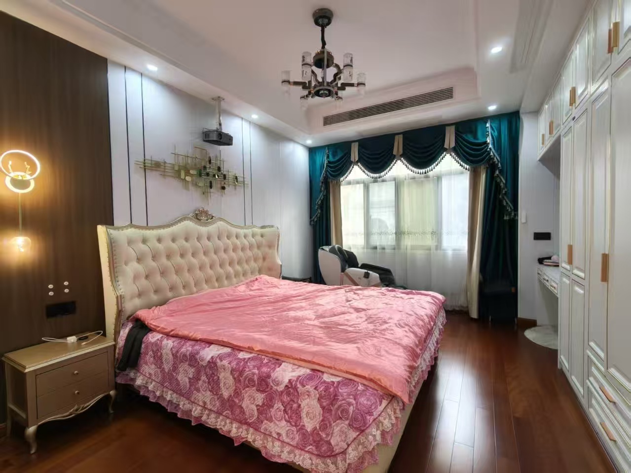 碧桂园 5室2厅3卫 450.0万 碧桂园 5室2厅3卫 450.0万室内图