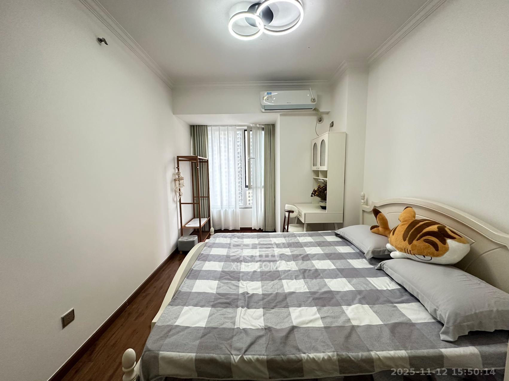 北辰三角洲E3区  1室1厅1卫    2200.0元/月室内图