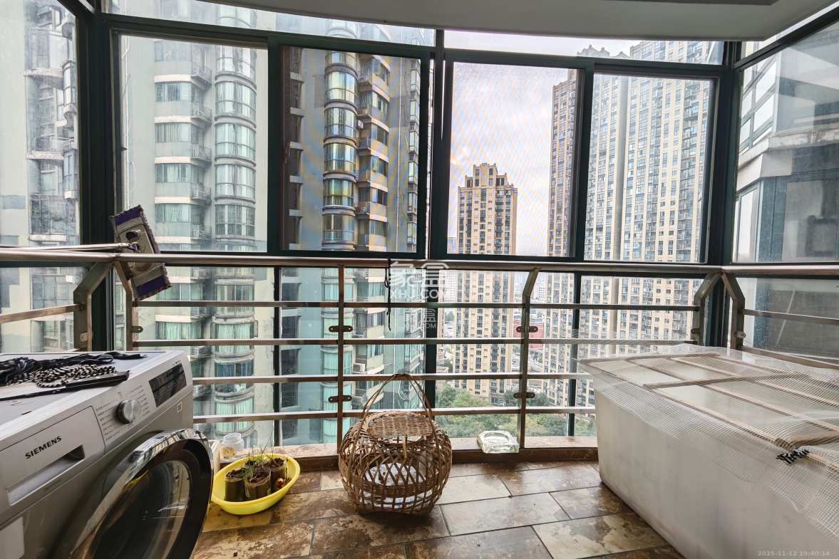 华盛新外滩 4室2厅2卫 4800.0元/月 华盛新外滩 4室2厅2卫 4800.0元/月室内图