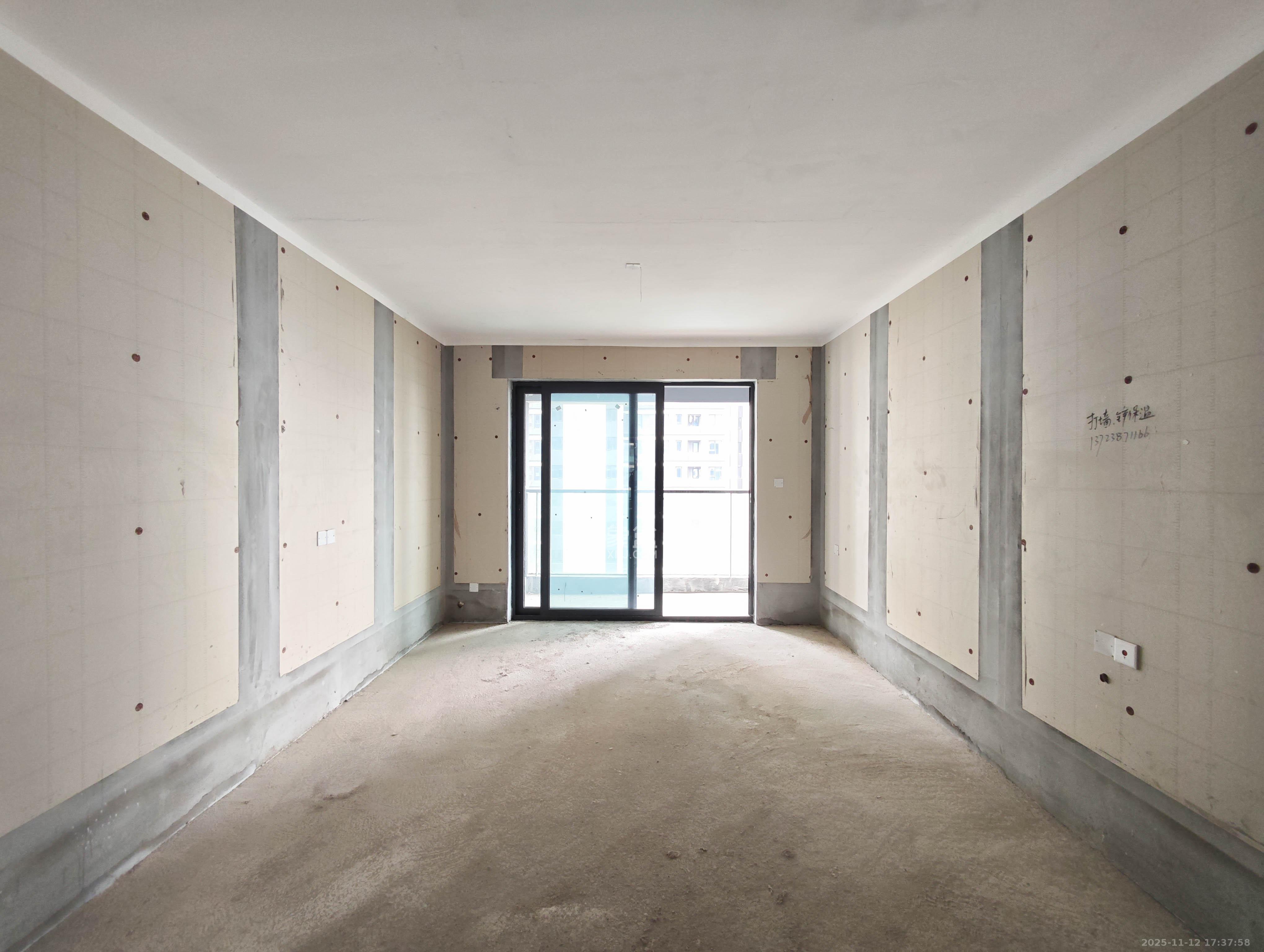 融创会展上东区  4室2厅2卫    128.0万