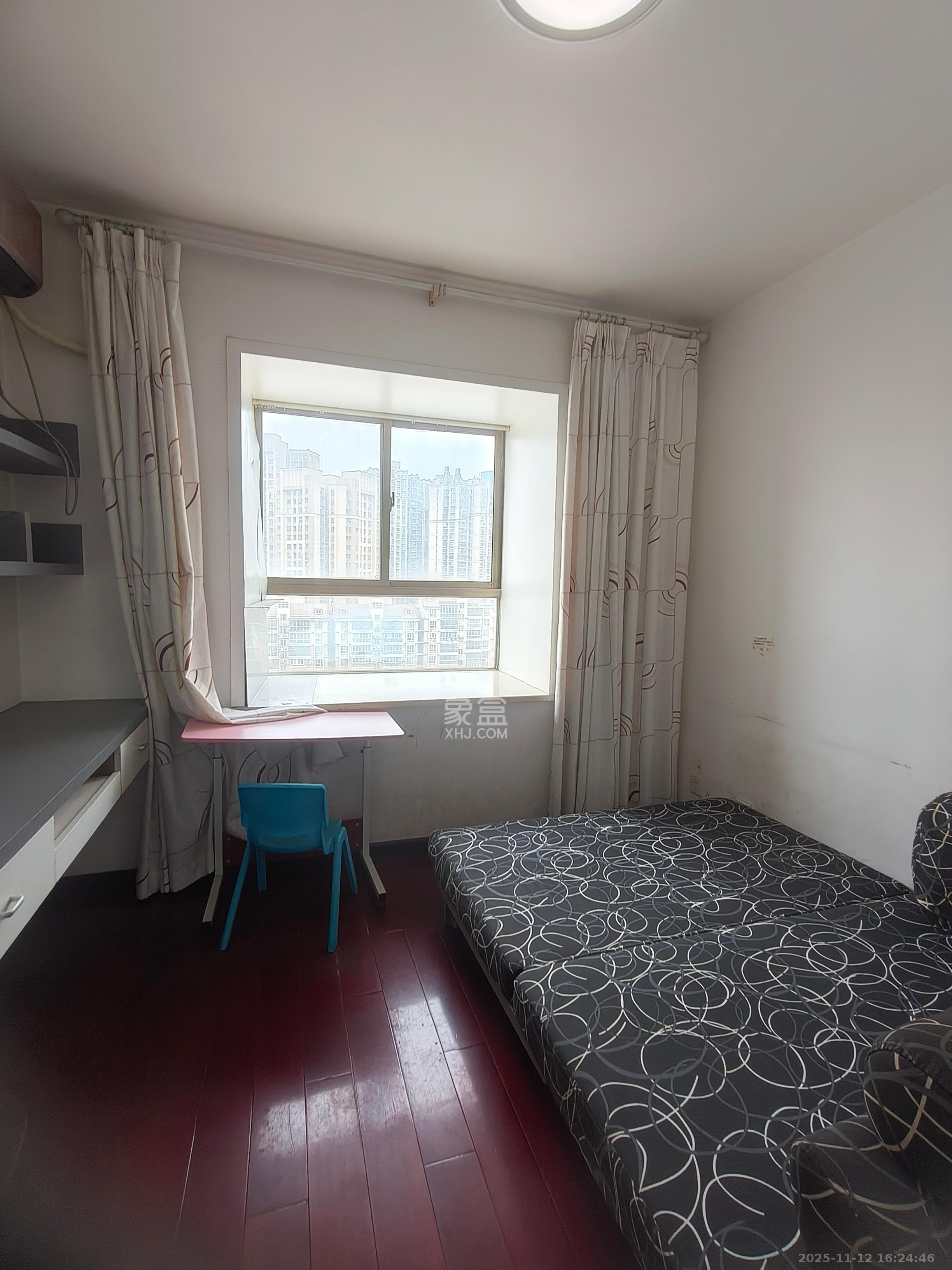 锦湘国际星城二期（锦雅苑）  1室2厅2卫    2600.0元/月室内图