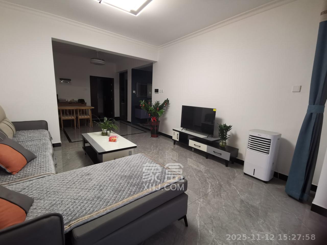 半山壹号  2室2厅1卫    2800.0元/月室内图