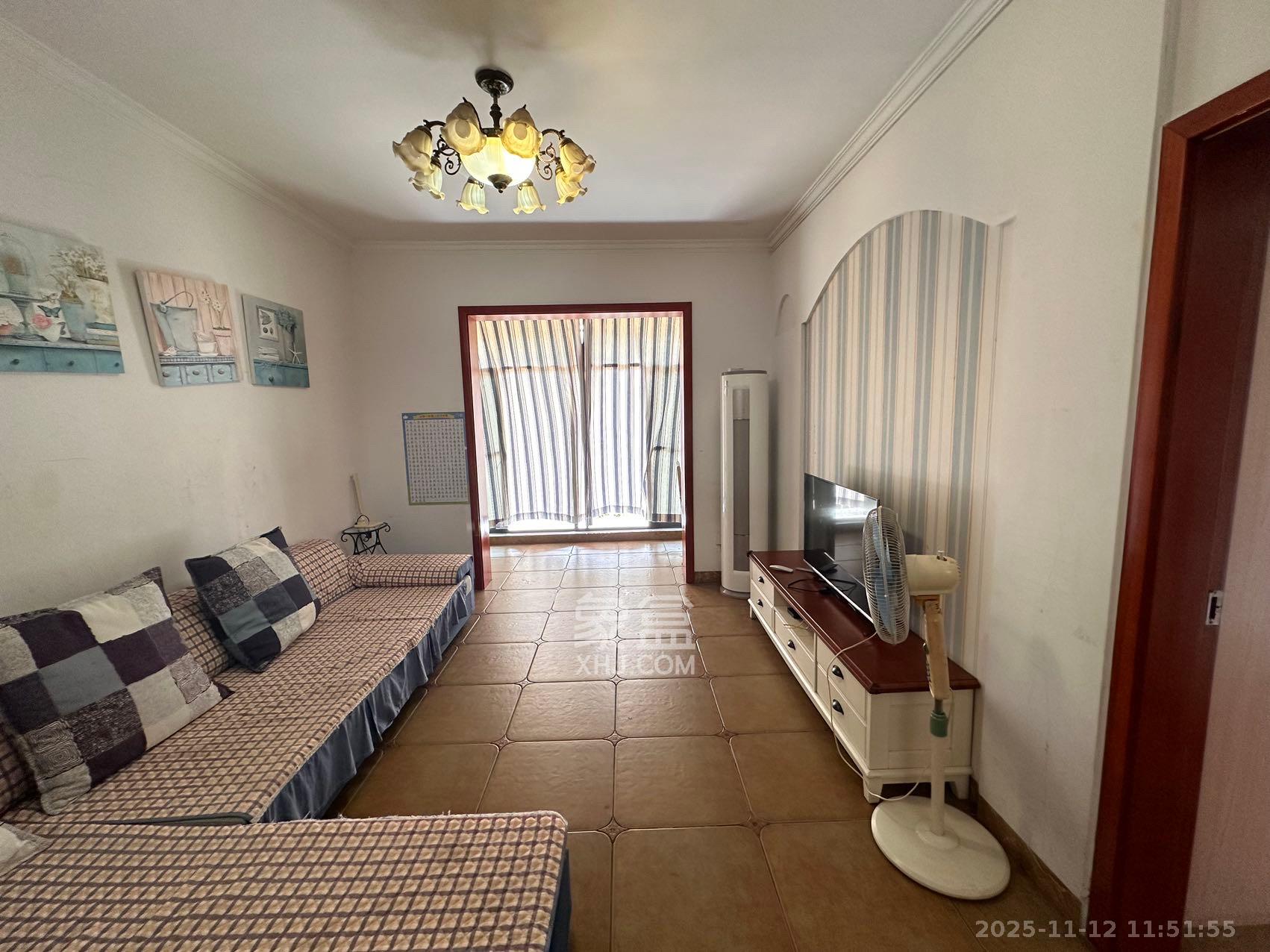 德庆水韵山城  2室2厅1卫    1800.0元/月室内图