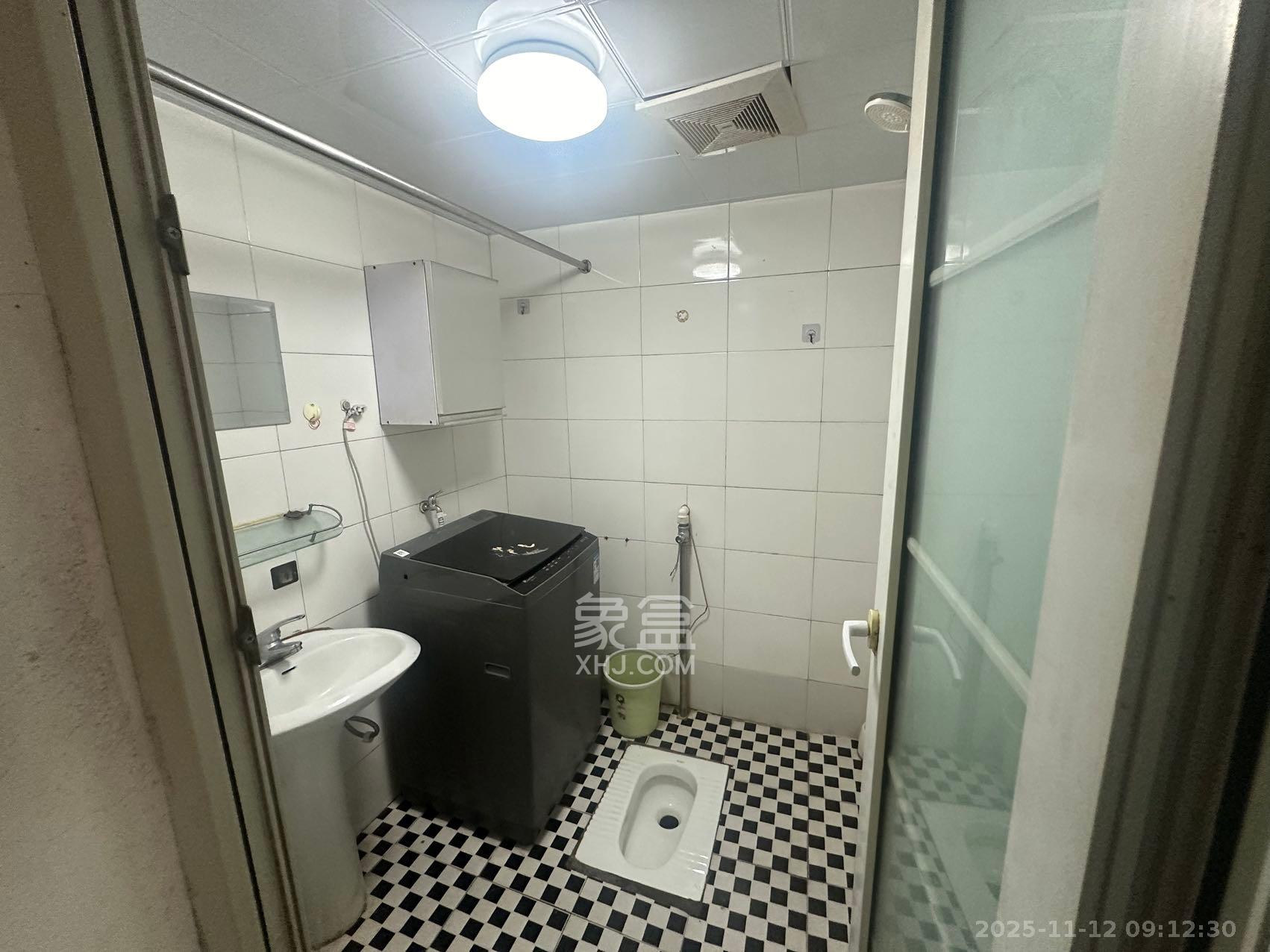 先锋水韵花都  1室1厅1卫    1400.0元/月室内图