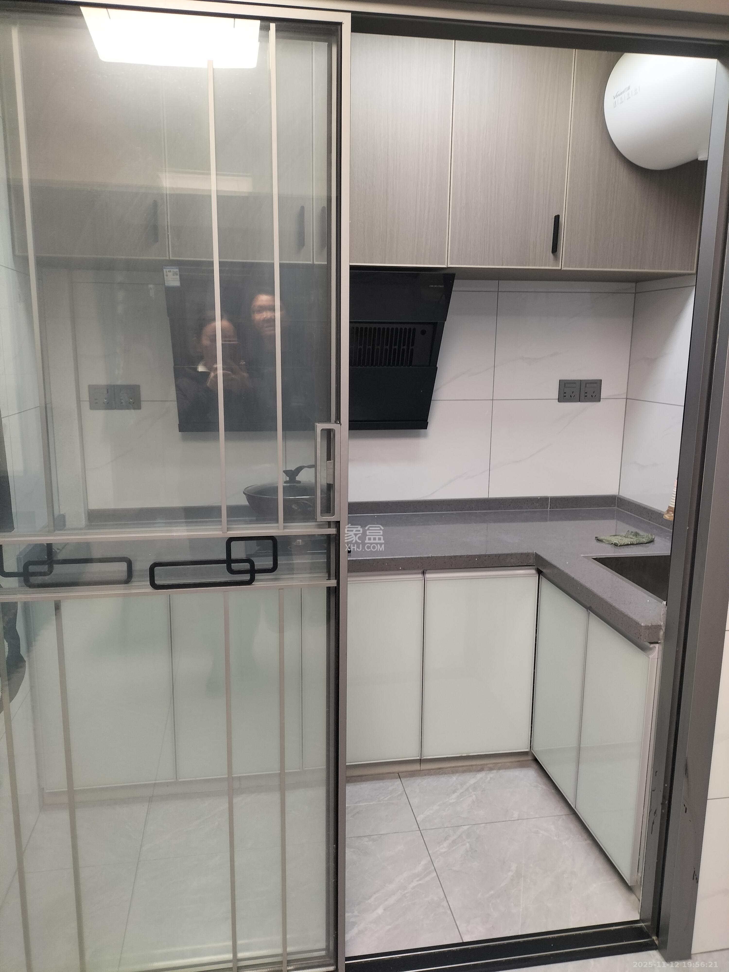 和润园三期  1室1厅1卫    1700.0元/月室内图