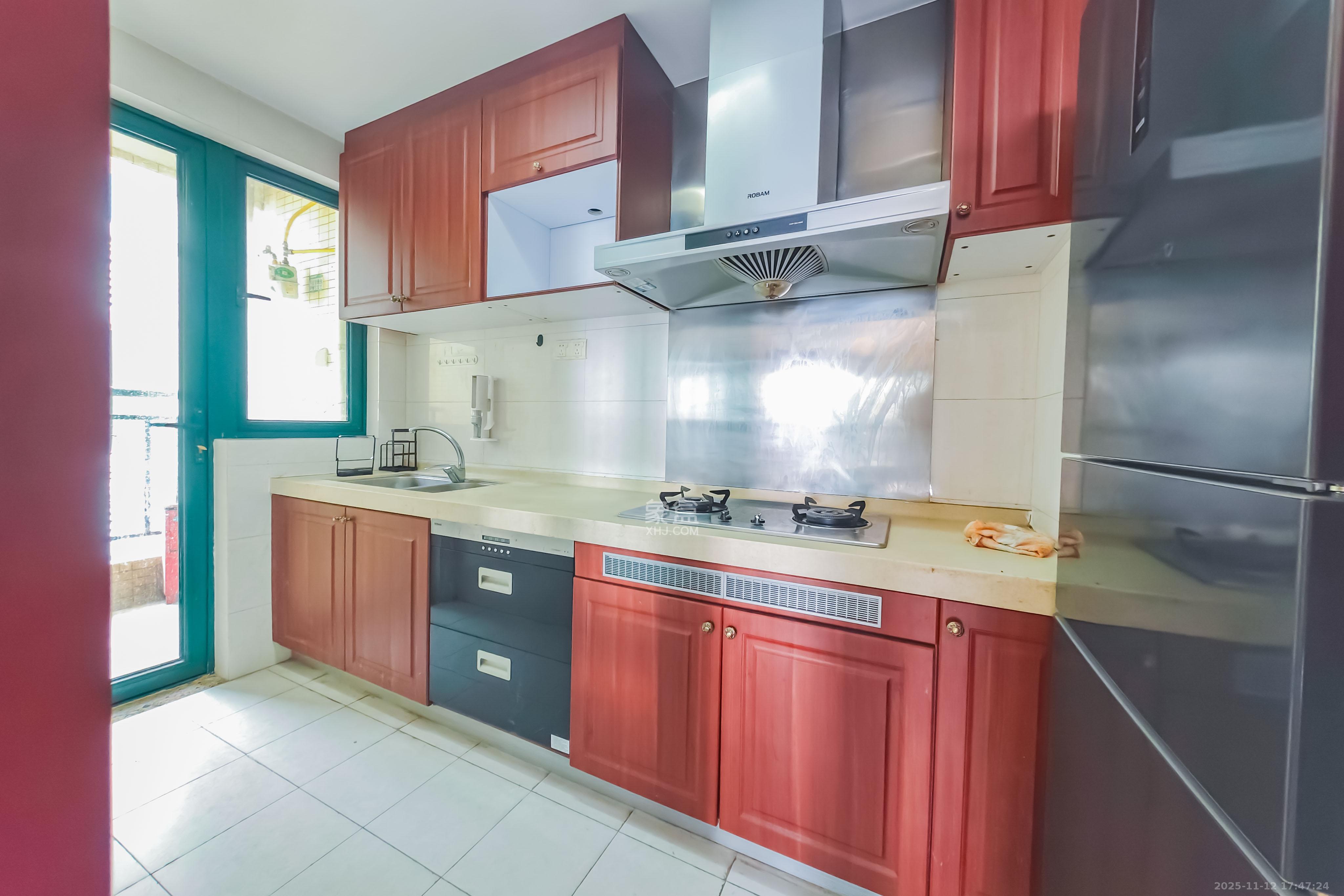 恒大绿洲 2室2厅1卫 72.0万 恒大绿洲 2室2厅1卫 72.0万厨房