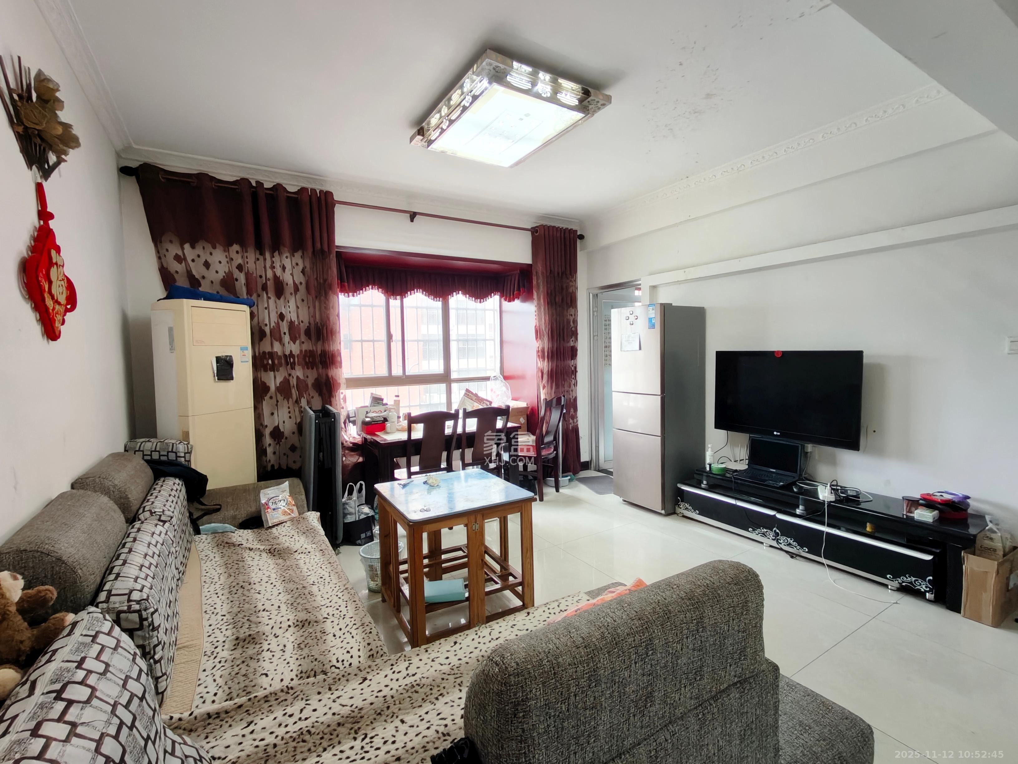 丽都桃源（金峰北院二期）  2室2厅1卫    1500.0元/月室内图