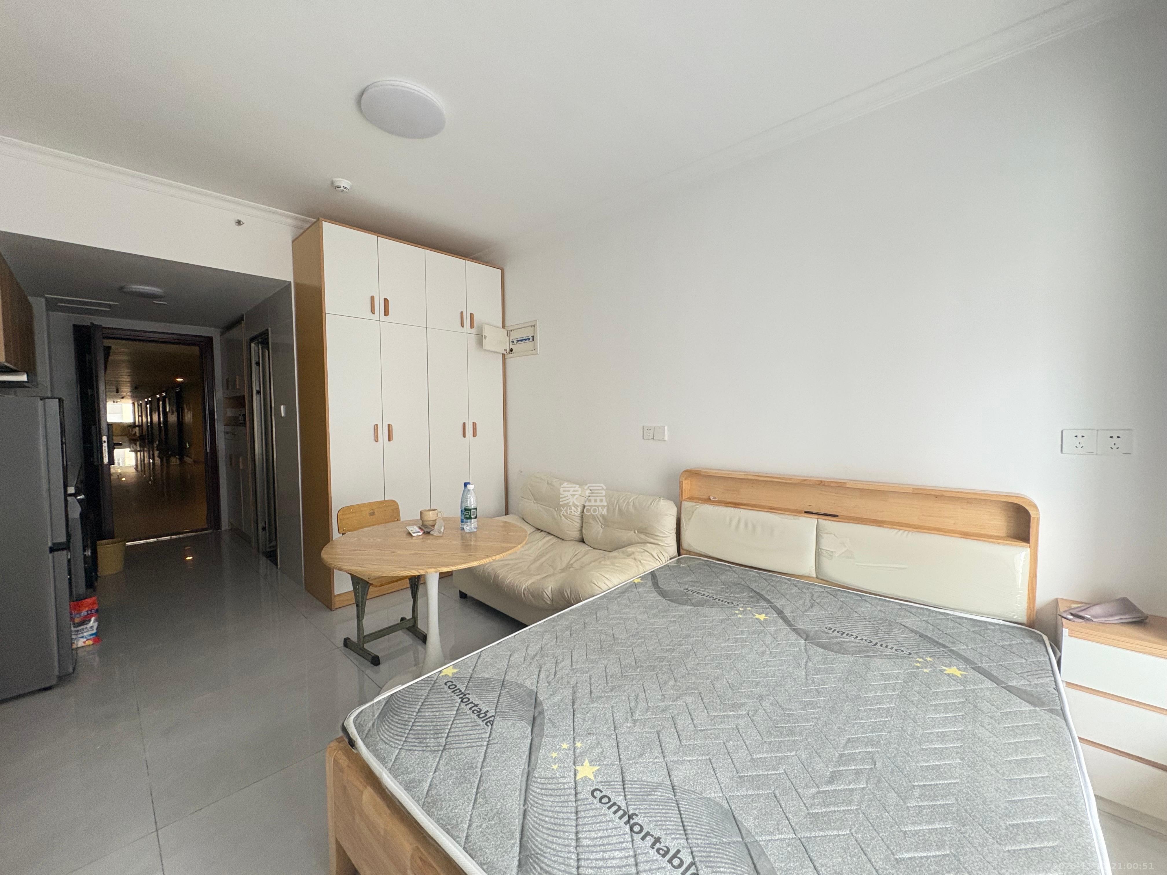 碧桂园城市之光  1室1厅1卫    1500.0元/月室内图