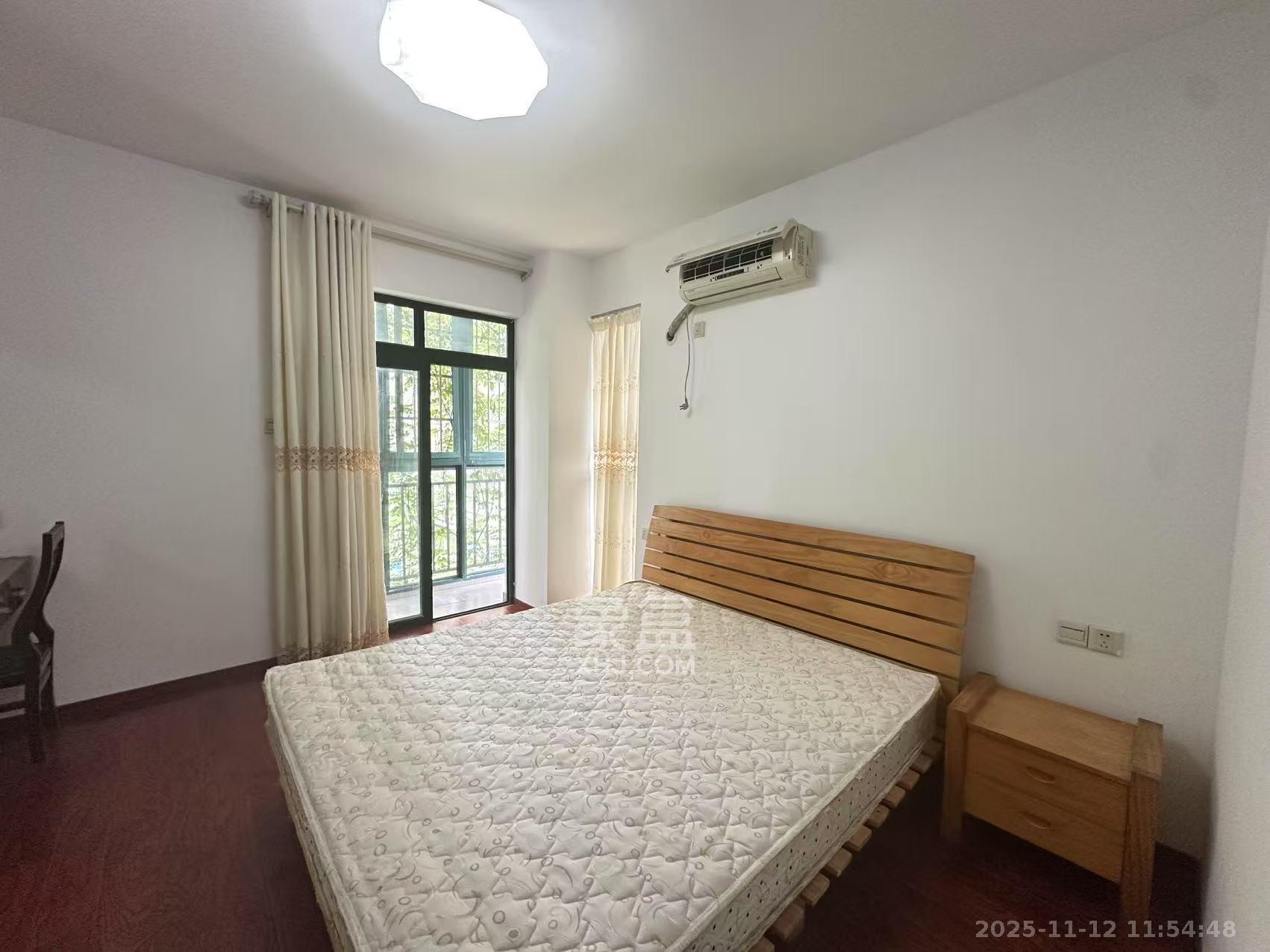 浏阳河畔家园  2室2厅2卫    2200.0元/月室内图