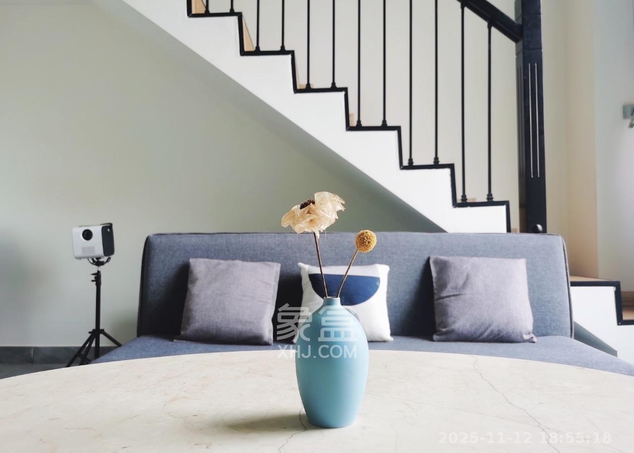 荣盛花语书苑  1室1厅1卫    2000.0元/月室内图