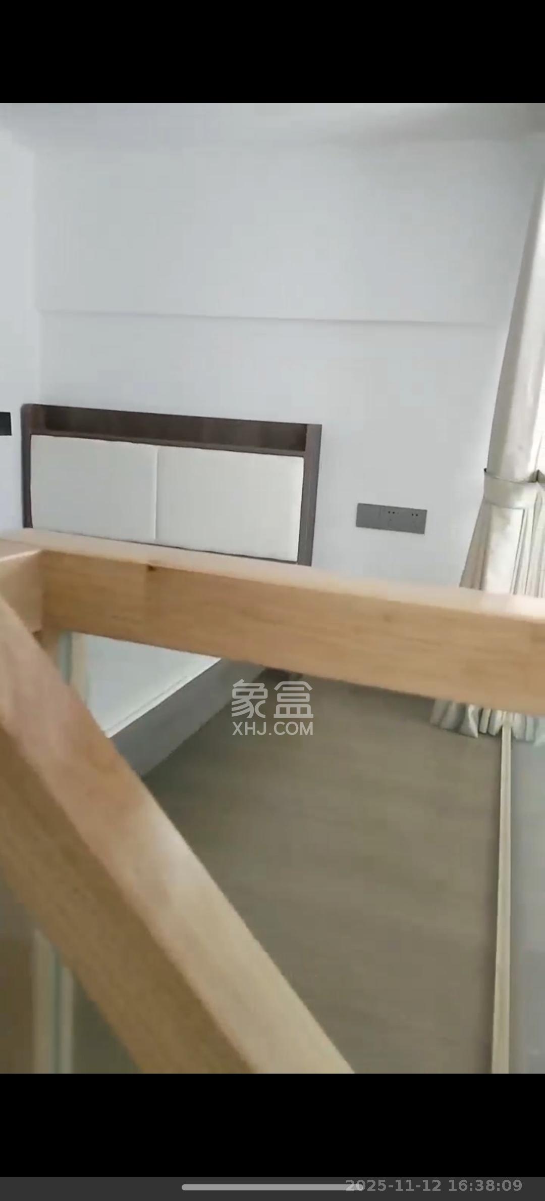 中海阅溪府  2室1厅1卫    2000.0元/月室内图