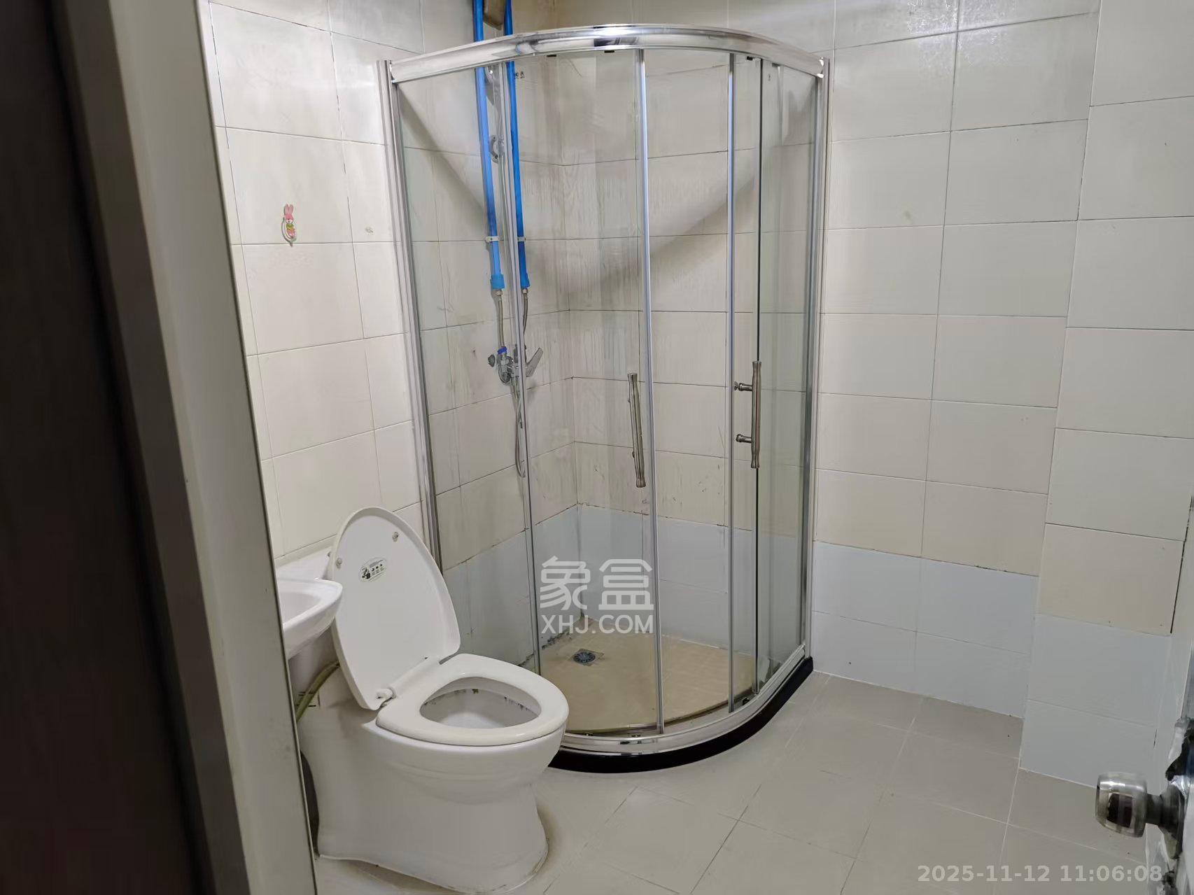 振湘园  3室2厅2卫    2300.0元/月室内图