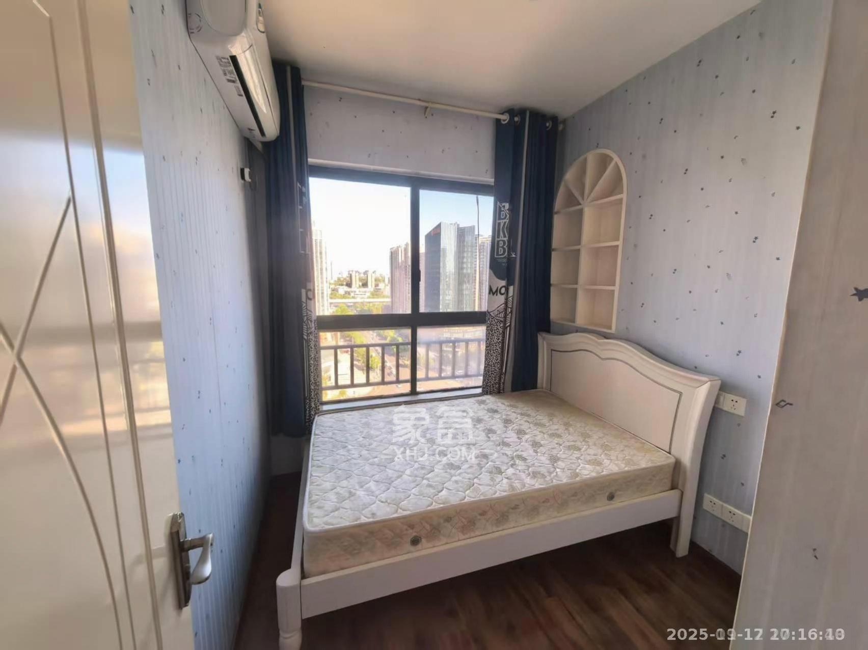 香樟兰亭（朗峰苑）  3室2厅1卫    2500.0元/月室内图