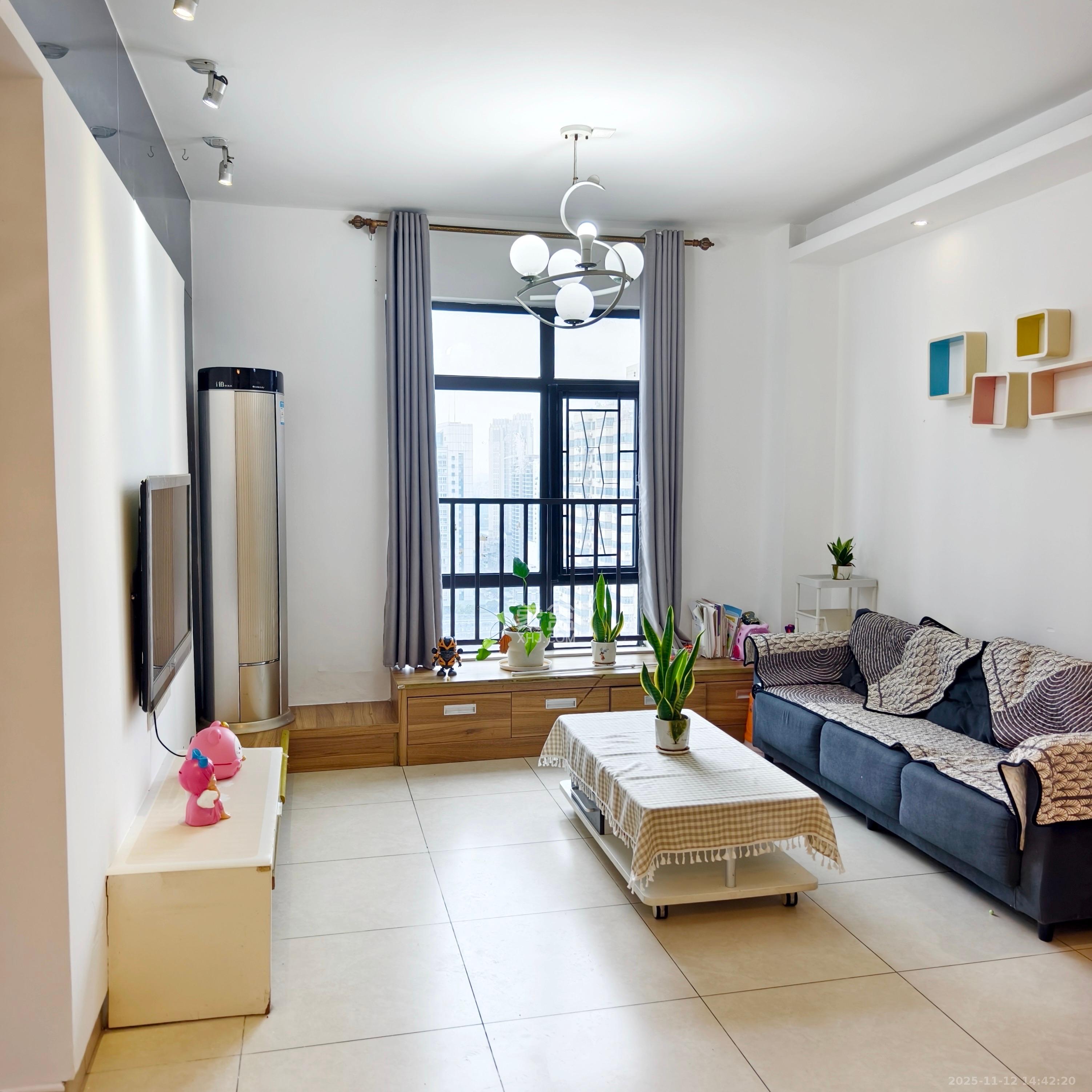 湘域城邦（湘域国际中心）  2室1厅1卫    3000.0元/月