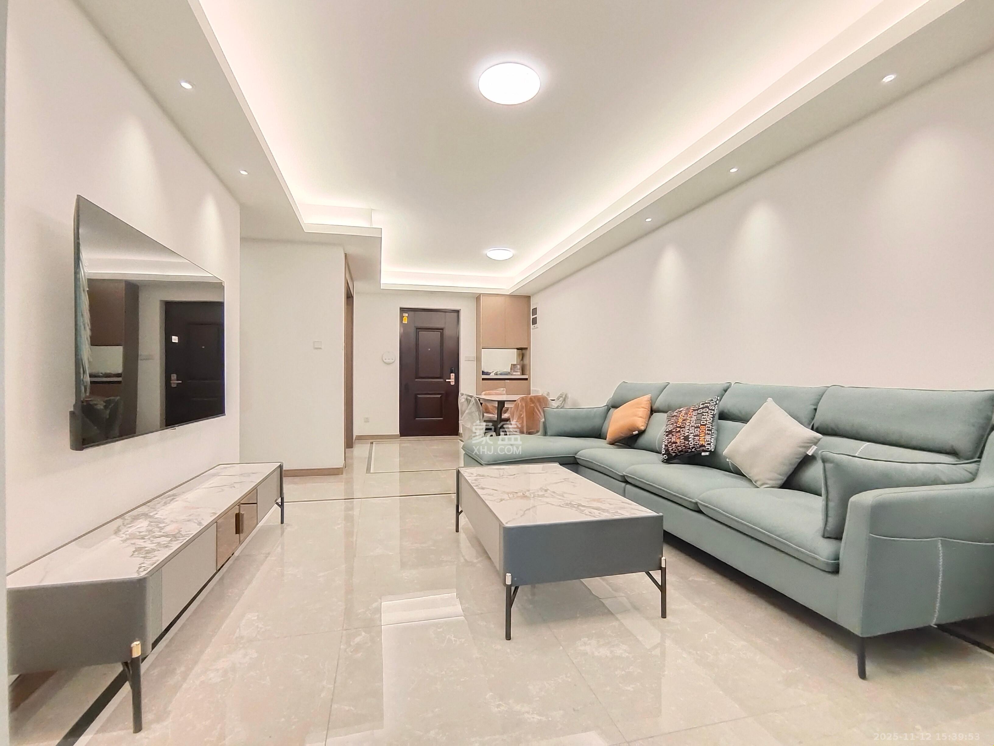 龙湖铂金中心(龙湖春江郦城) 3室2厅2卫 4800.0元/月 龙湖铂金中心(龙湖春江郦城) 3室2厅2卫 4800.0元/月室内图