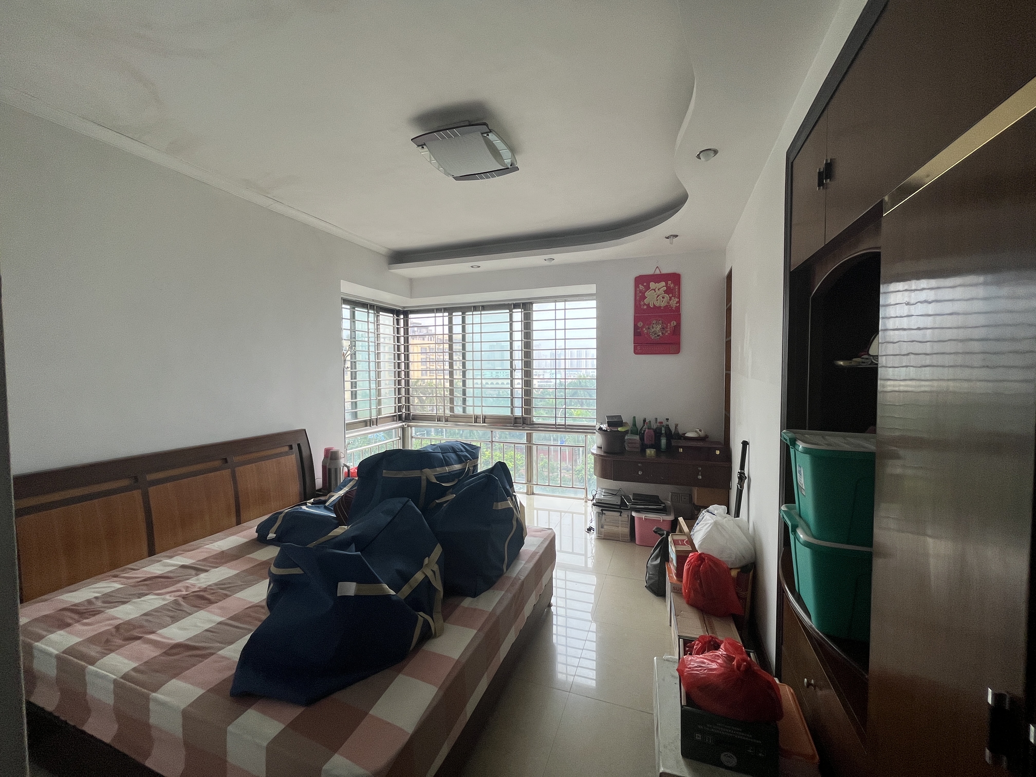 金鹿公寓 4室2厅2卫 3000.0元/月 金鹿公寓 4室2厅2卫 3000.0元/月室内图